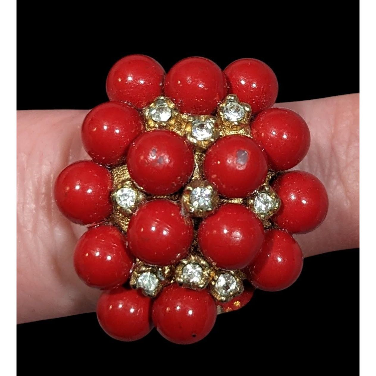 Other Vintage Chunky Red And Gold Tone Beaded Rhinestone Ring Size Size ONE SIZE - 2 Thumbnail