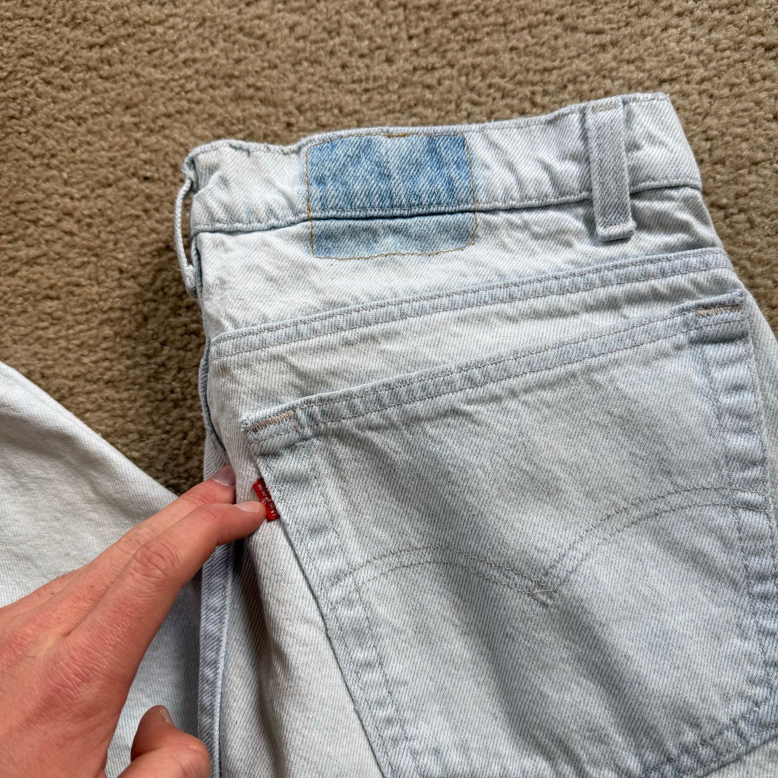 Levi's vtg Levi’s 550 Lightwash Relaxed Tapered Jeans Made In USA Size US 36 / EU 52 - 4 Thumbnail