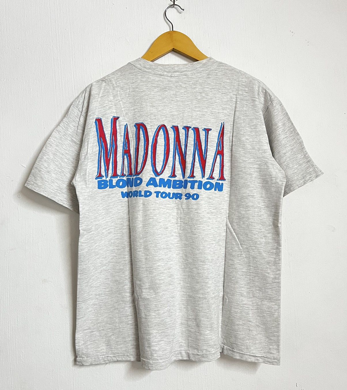 Band Tees 🔥HOT DROPS🔥 MADONNA BLOND AMBITION WORLD TOUR 90’s ONEITA Size US XL / EU 56 / 4 - 5 Thumbnail