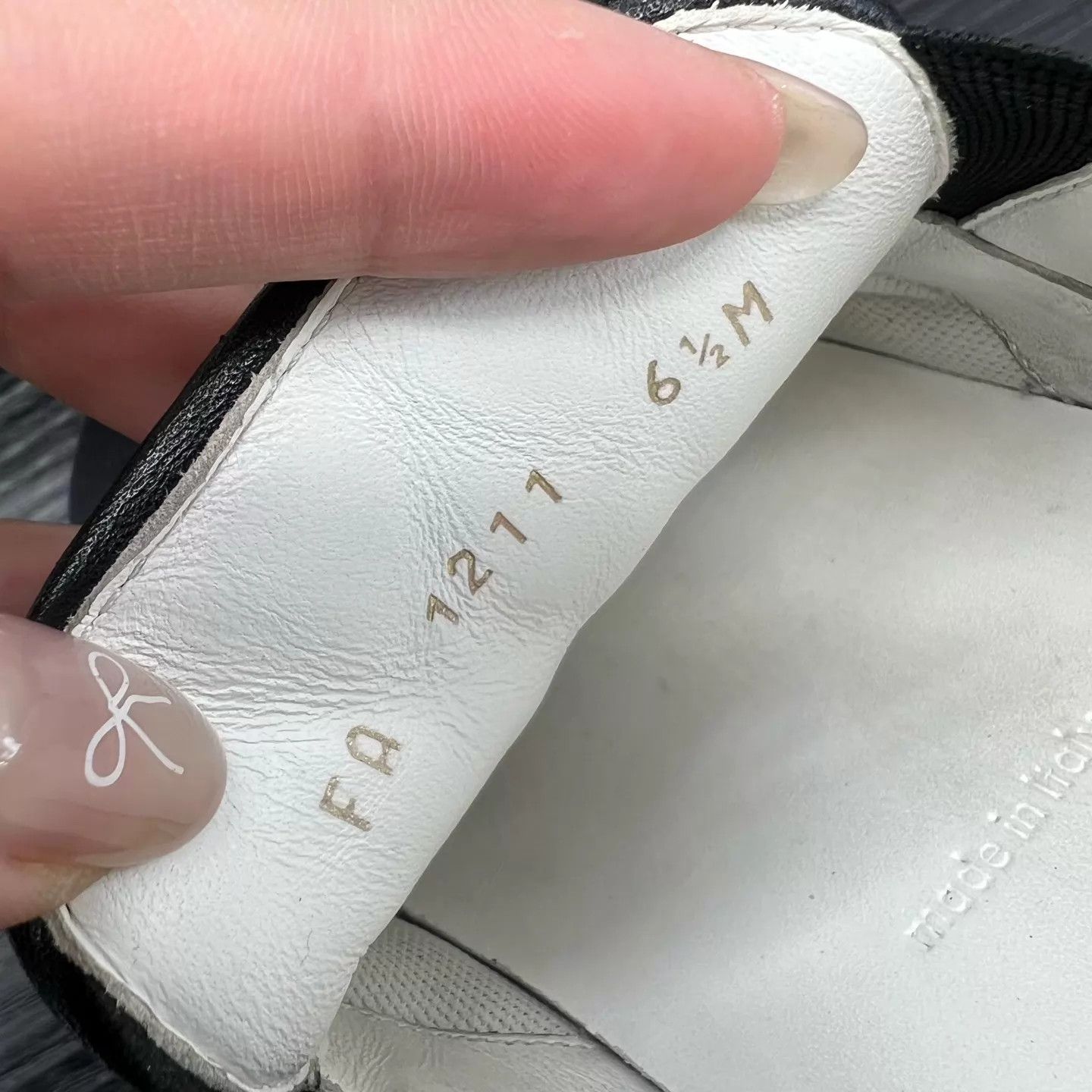 Louis Vuitton LV Beverly Hills black/white 40.5/6.5 Mint Size US 7.5 / EU 40-41 - 8 Thumbnail