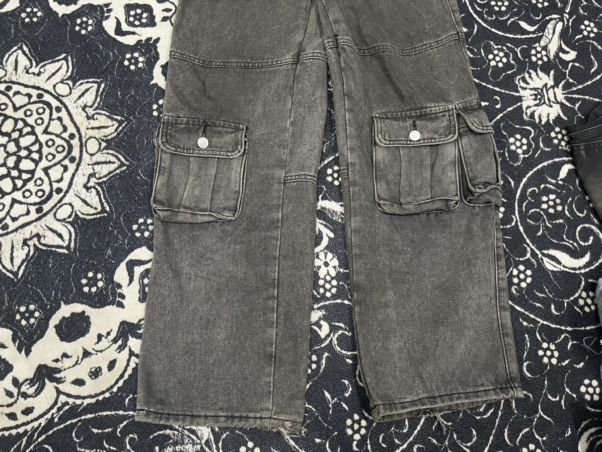 Japanese Brand 2000s BALENCIAGA INSPIRED MULTIPOCKET JEANS BAGGY Size 26" / US 2 / IT 38 - 6 Thumbnail