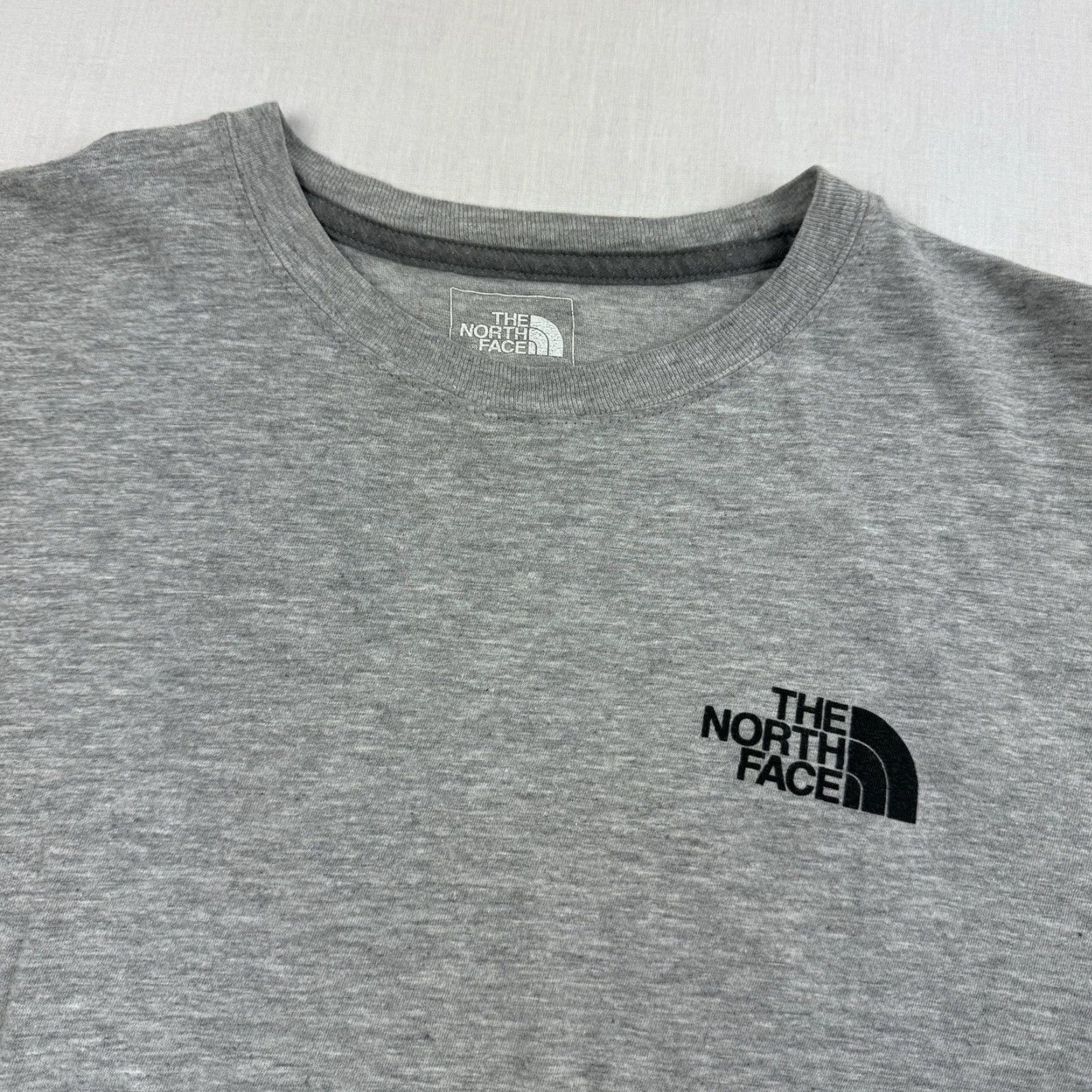 The North Face The North Face T-Shirt Men Adult Medium Gray Street Sign Graphic Never Stop Exploring Shirt Mens M Gray Street Sign Graphic 90s Theme? Size US M / EU 48-50 / 2 - 4 Thumbnail