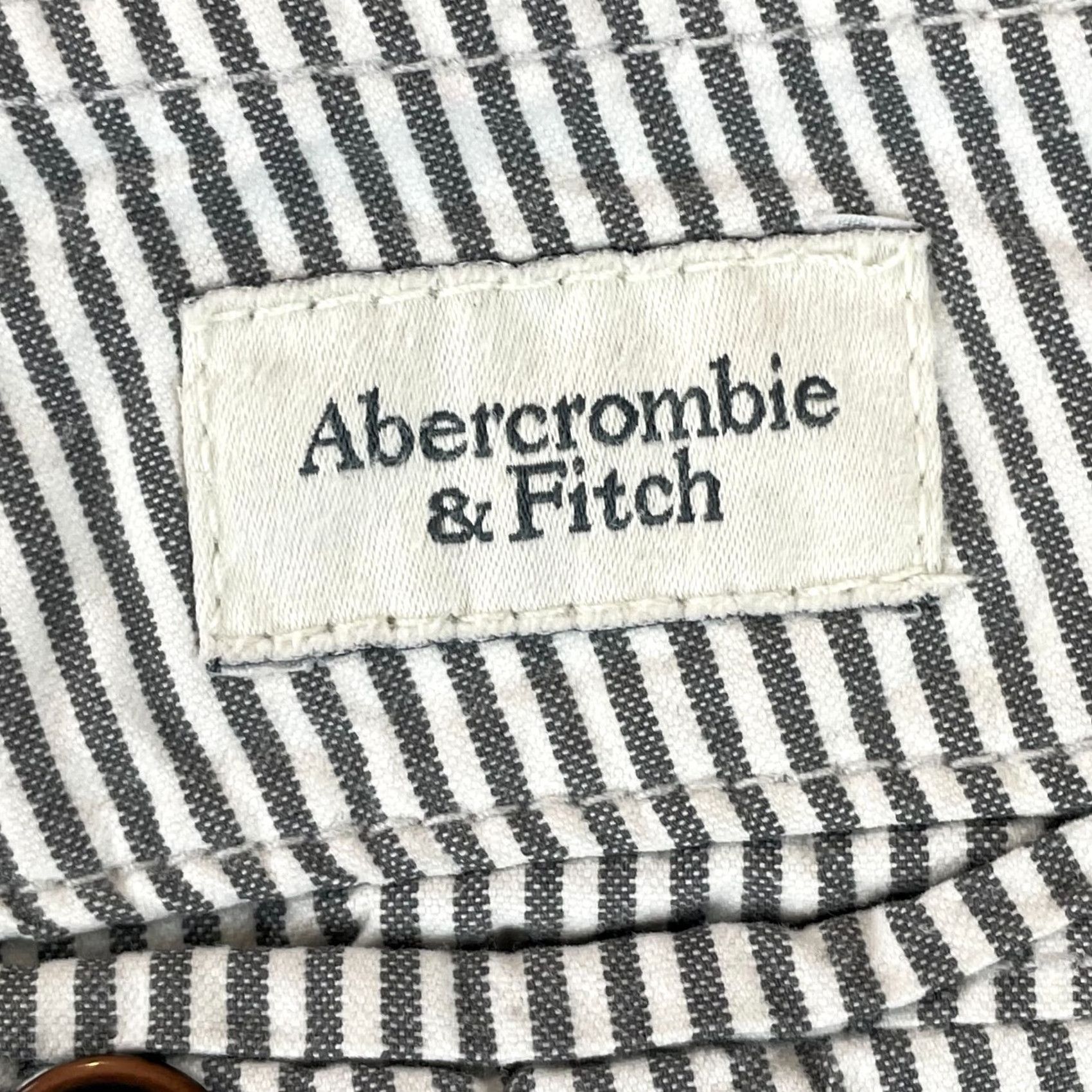 Abercrombie & Fitch Abercrombie & Fitch Shorts Mens 30 Gray Hickory Striped Button Fly Preppy 8" Size US 30 / EU 46 - 7 Thumbnail