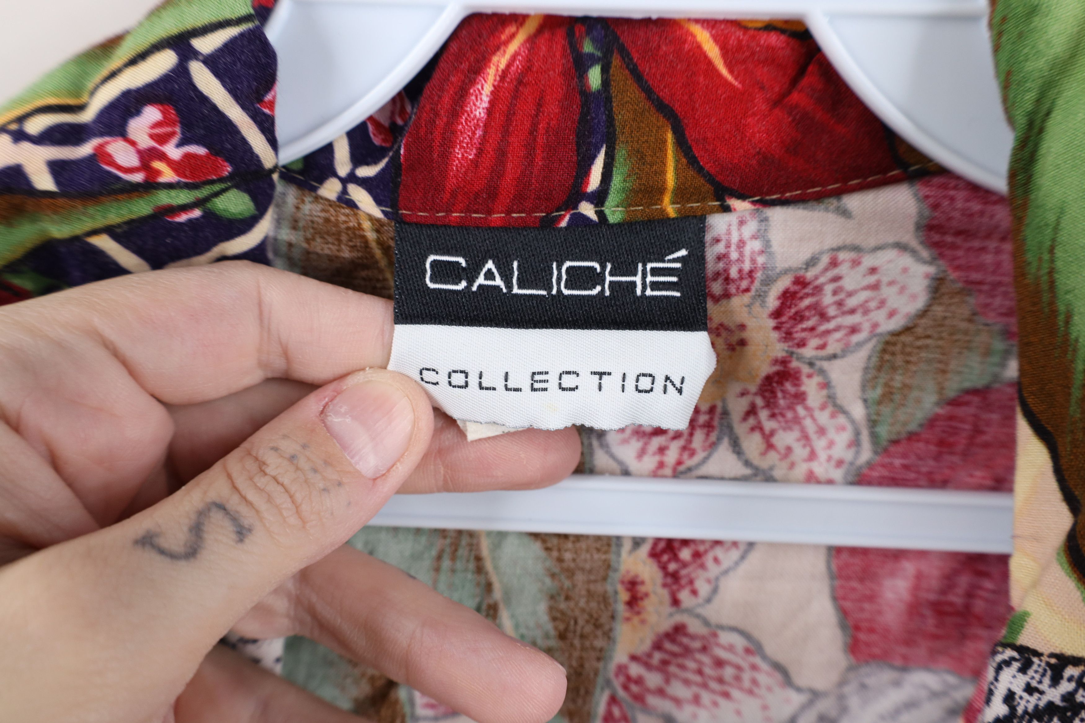 Vintage Vintage 90s Streetwear Flower Hawaiian Button Shirt USA Size L / US 10 / IT 46 - 6 Thumbnail