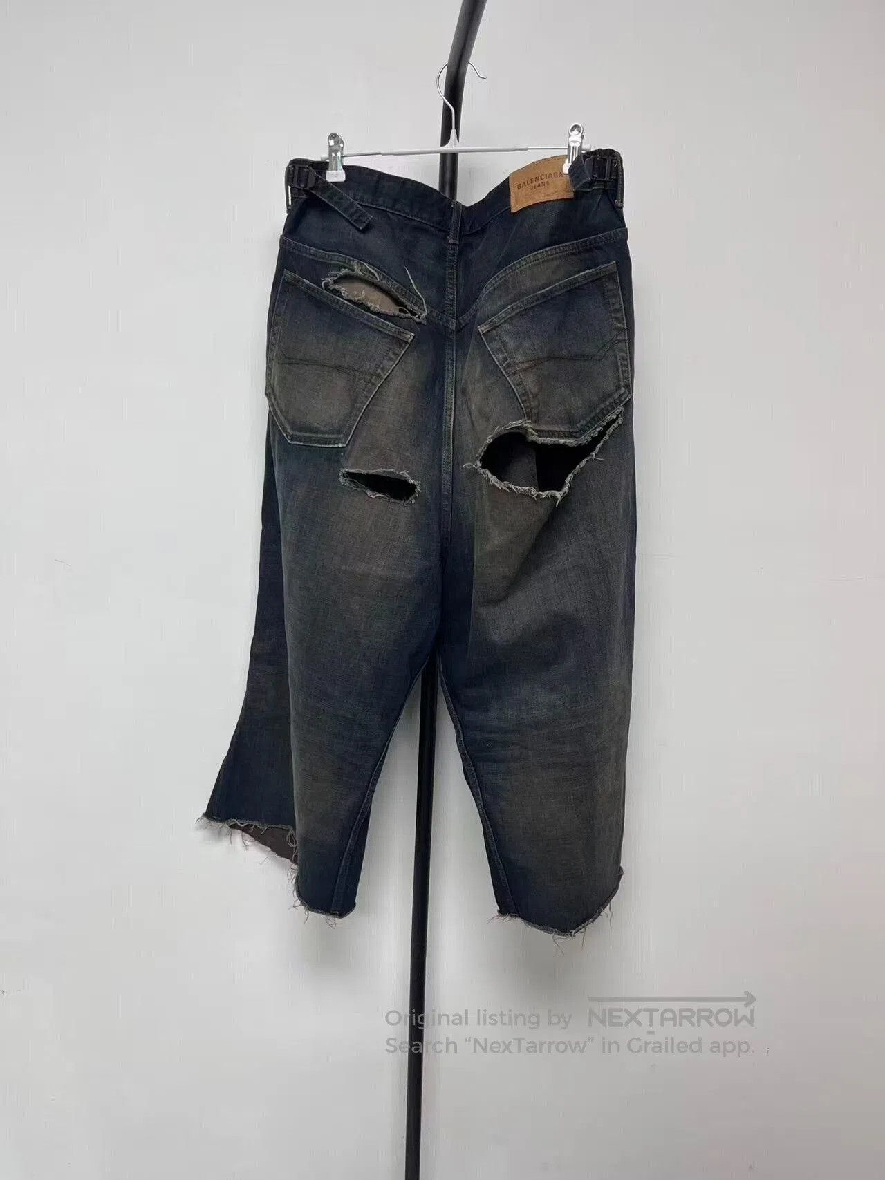 Balenciaga balenciaga baggy distressed denim pants. Size US 28 / EU 44 - 2 Thumbnail