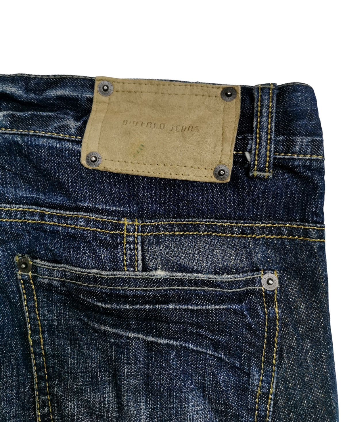 20471120 Slim Flare Jeans Buffalo Jeans Distress Denim Boot Cut Size US 33 - 7 Thumbnail
