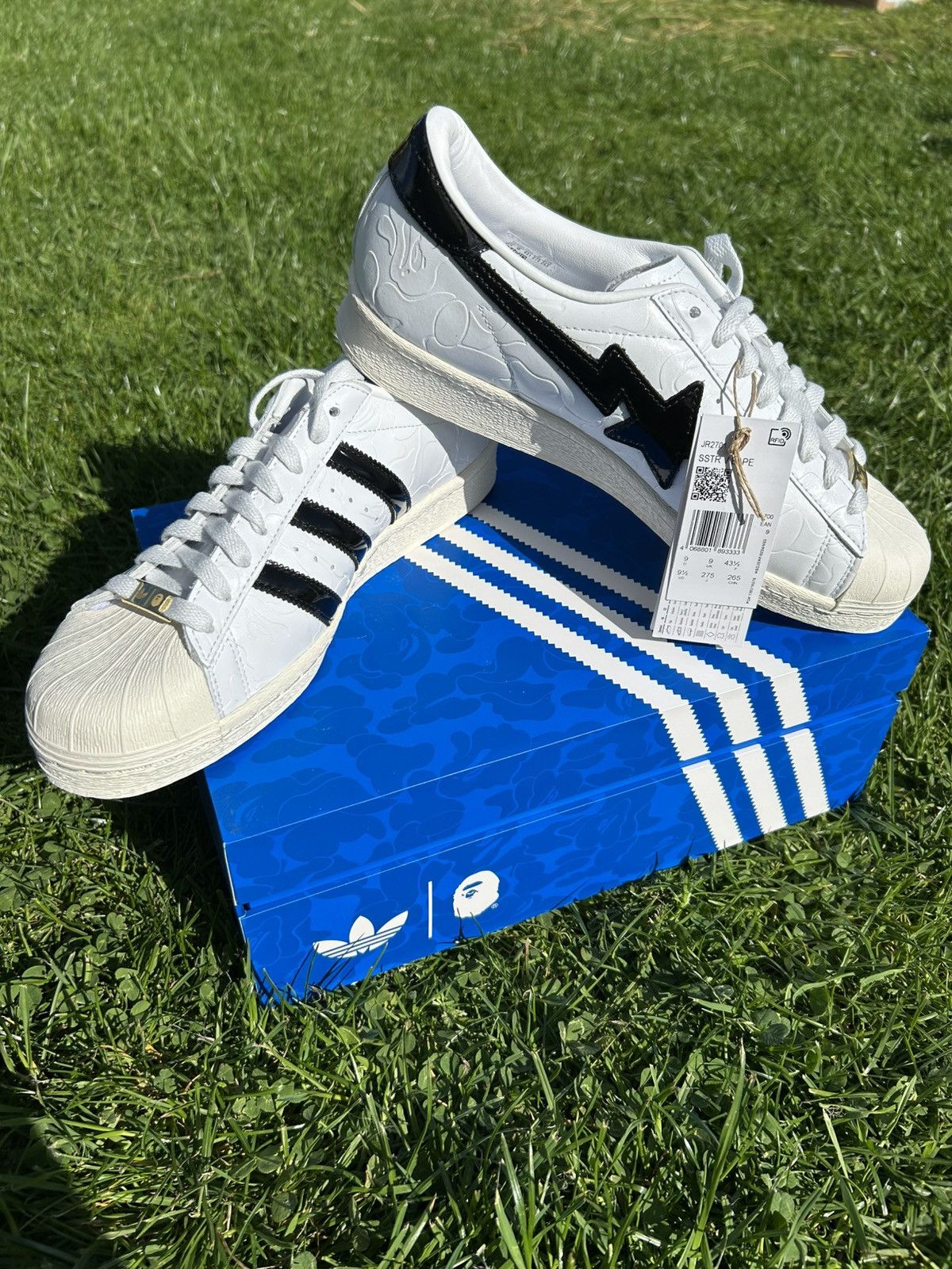 Adidas × Bape adidas x BAPE SSTR V Size US 9.5 / EU 42-43 - 2 Thumbnail