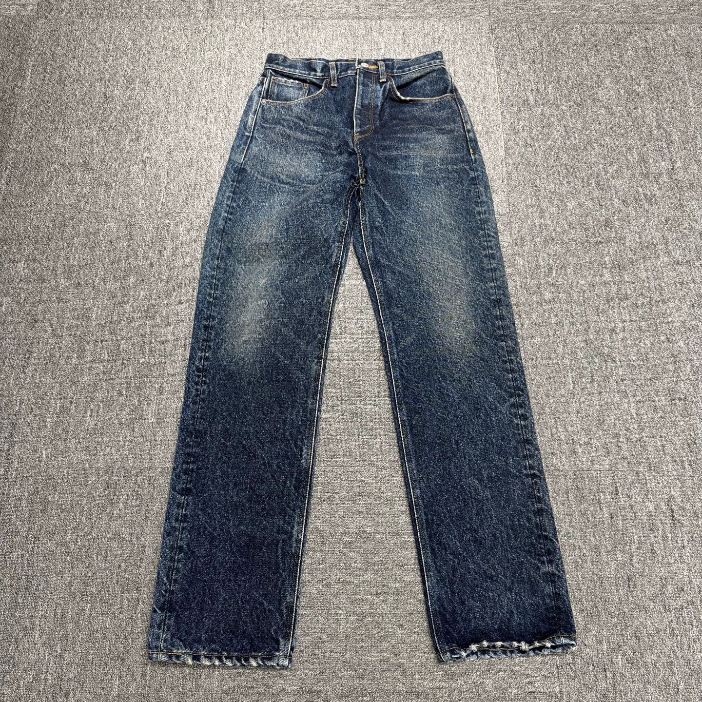 Balenciaga Balenciaga Garde-robe distressed jeans 30 NWT Size US 30 / EU 46 - 1 Thumbnail