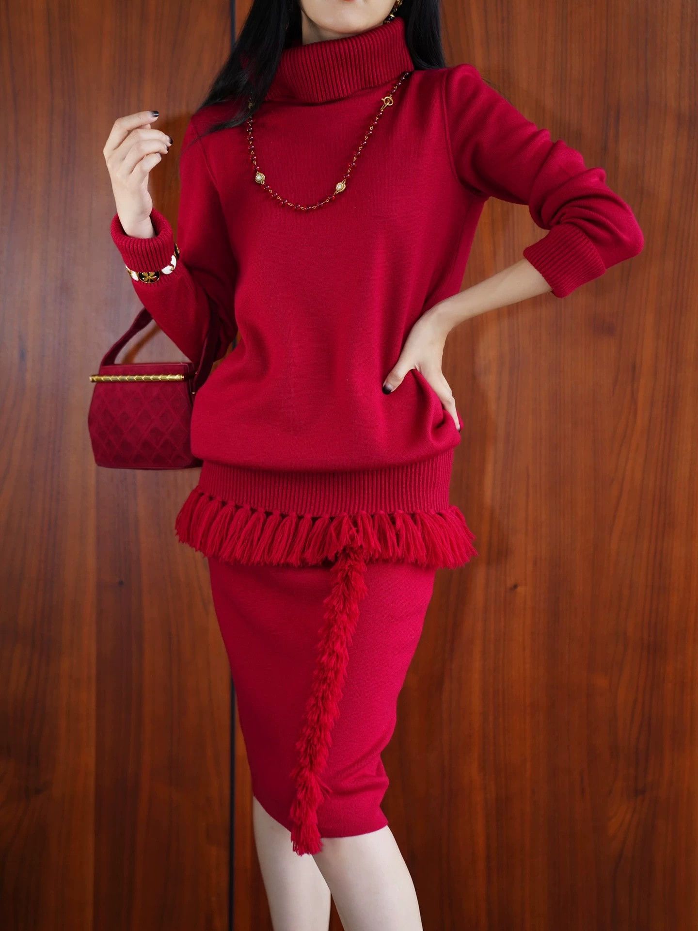 Chanel Chanel Vintage Burgundy Tassel Wool Sweater Skirt Size S / US 4 / IT 40 - 8 Thumbnail