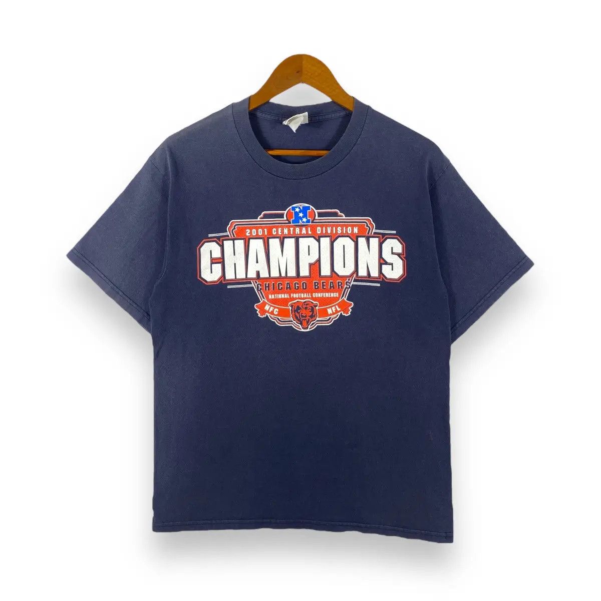 NFL × Vintage Vintage CHICAGO BEARS Champions 2001 Central Division Tee Size US L / EU 52-54 / 3 - 1 Thumbnail