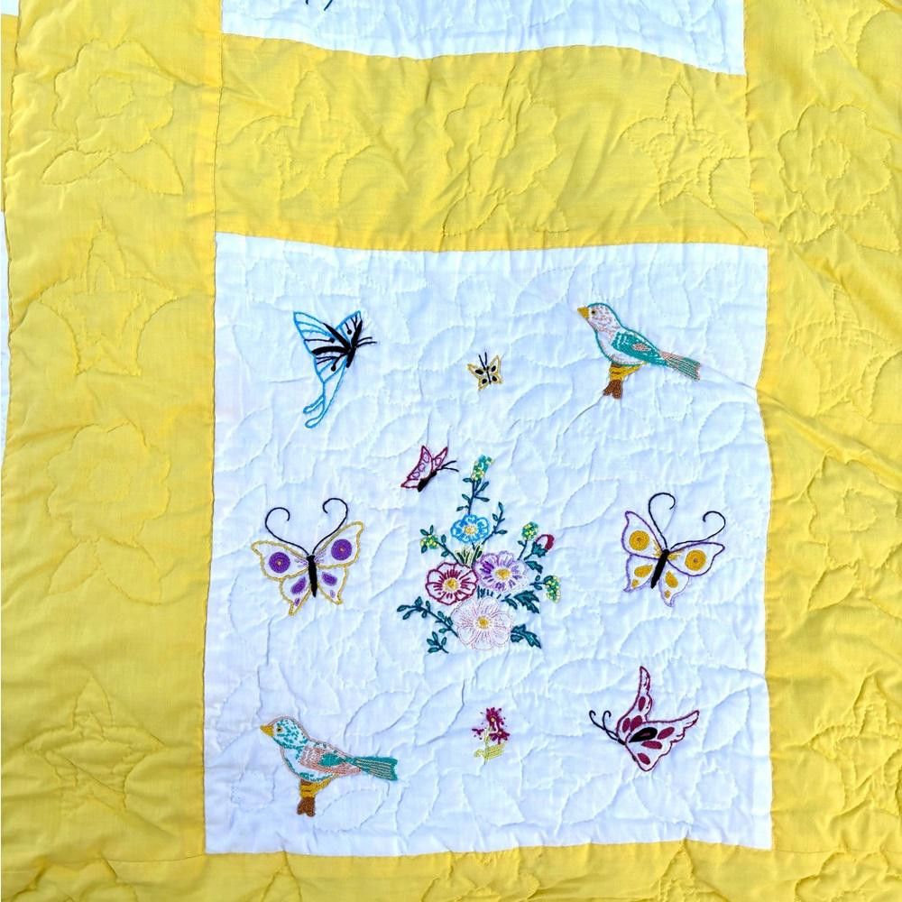 Designer Vintage Quilt Blanket with Fairy Flower Design Size ONE SIZE - 3 Thumbnail