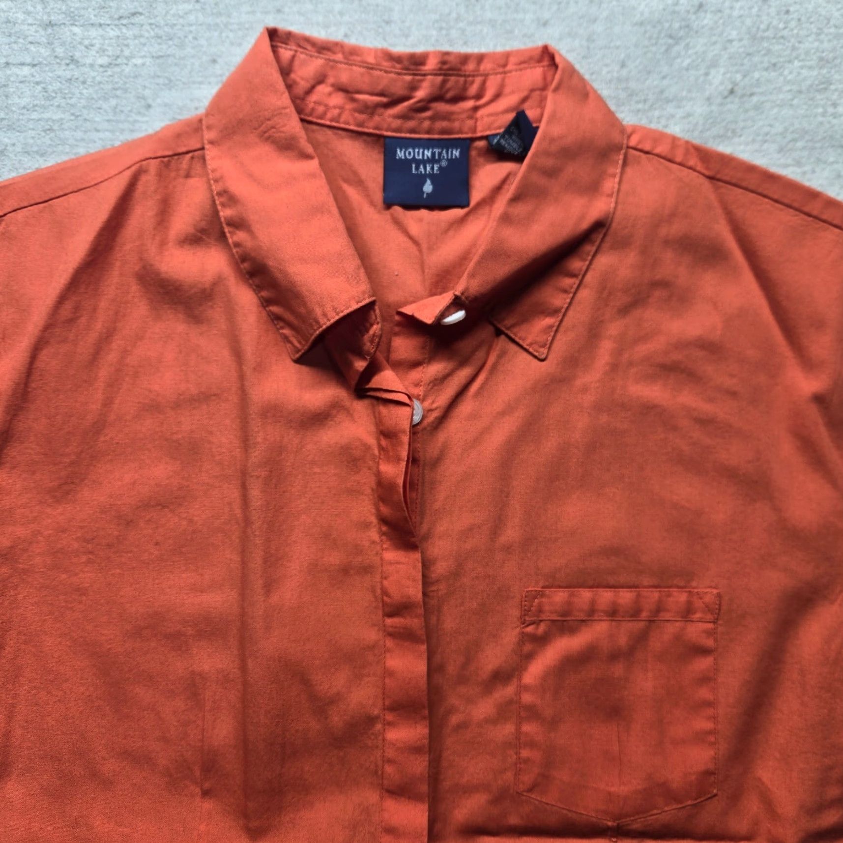 Vintage Mountain Lake Shirt Women Adult Medium Orange Solid Short Sleeve Button Front Size M / US 6-8 / IT 42-44 - 2 Thumbnail