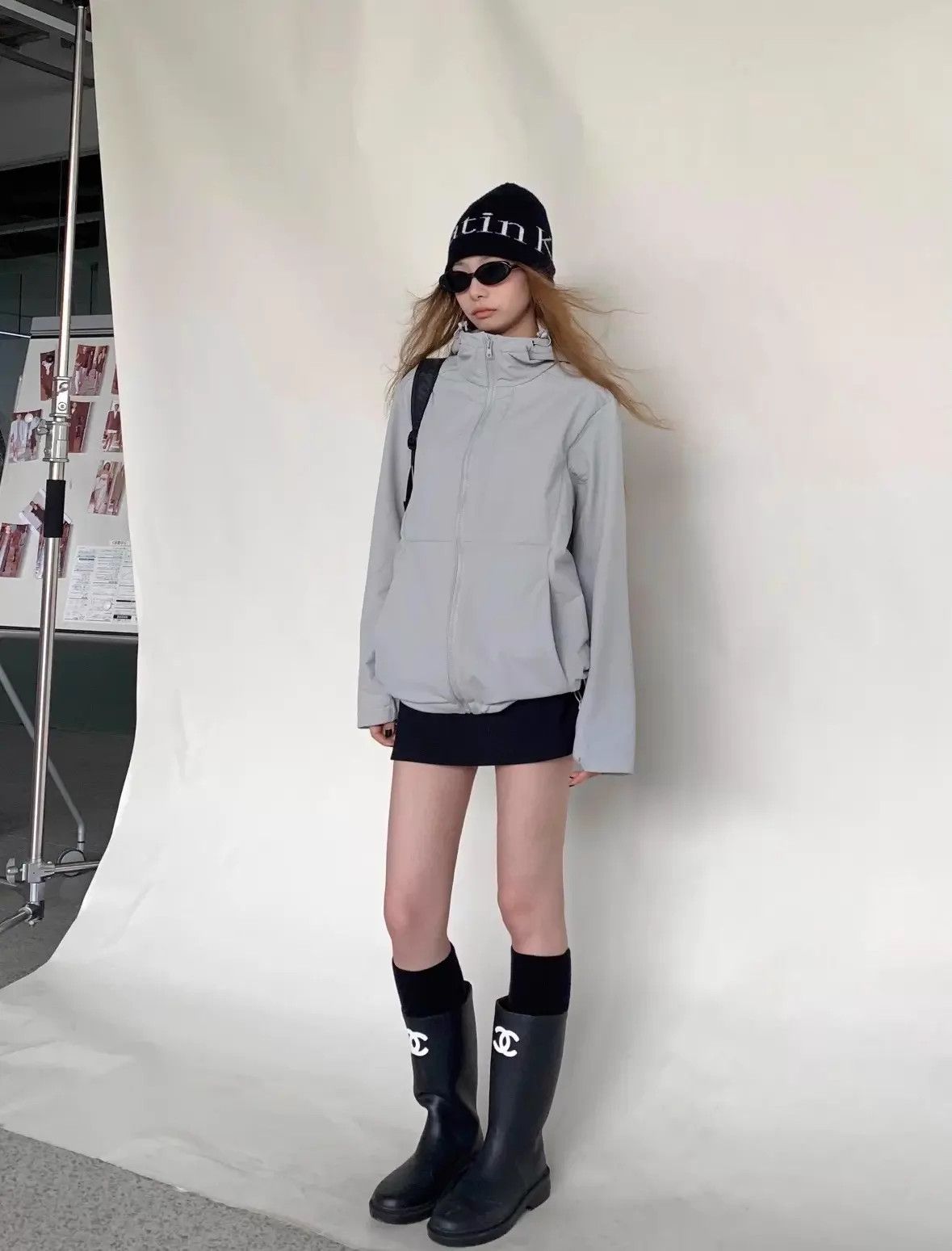 Chanel Chanel Black & White Double C Logo Tall Rubber Rain Boots 37 Size US 6.5 / IT 36.5 - 3 Thumbnail