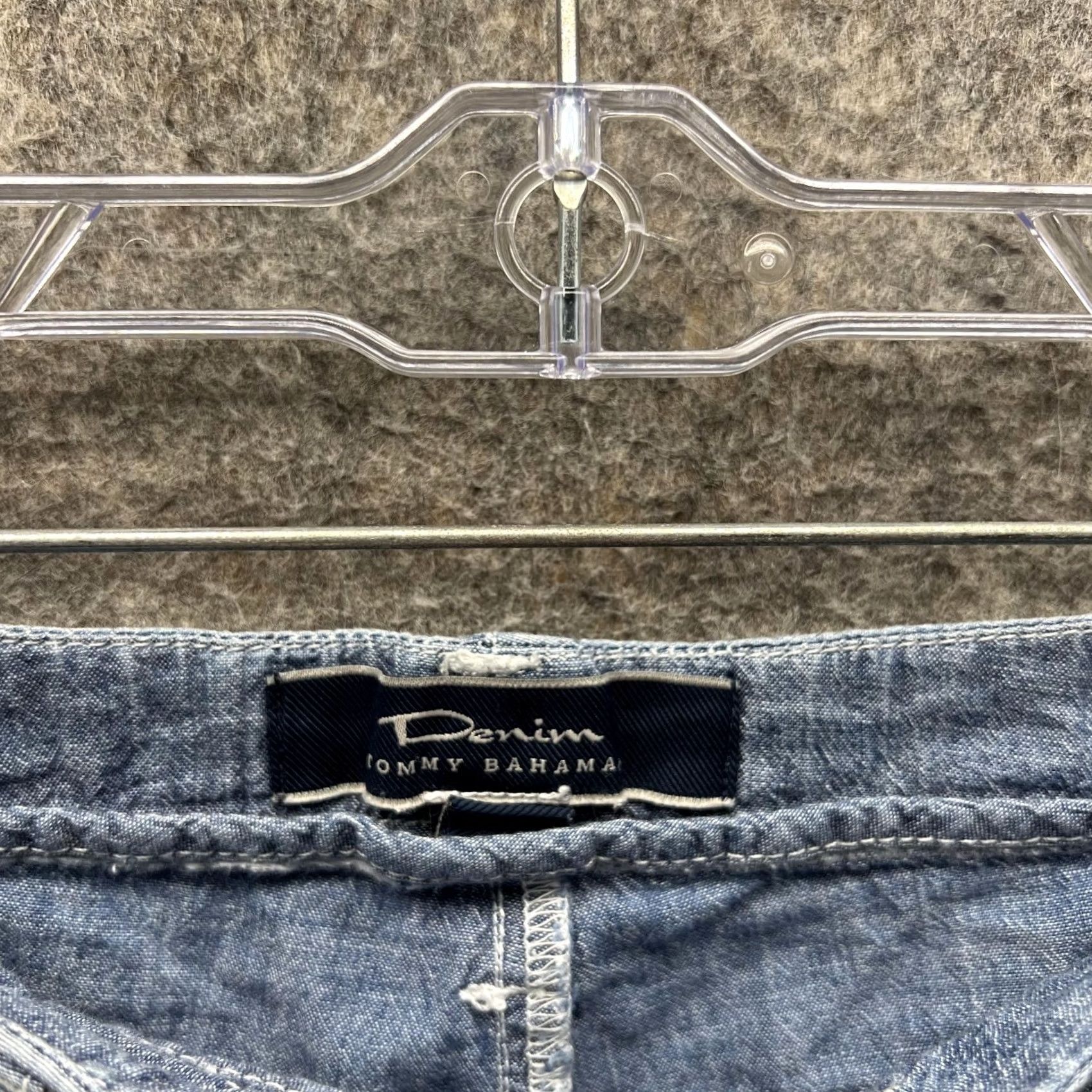Tommy Bahama VINTAGE Tommy Bahama Shorts Women 6 Blue Denim Flat Front Chino Casual Cotton 8 In Inseam Mens Women Girls Size 28" / US 6 / IT 42 - 6 Thumbnail