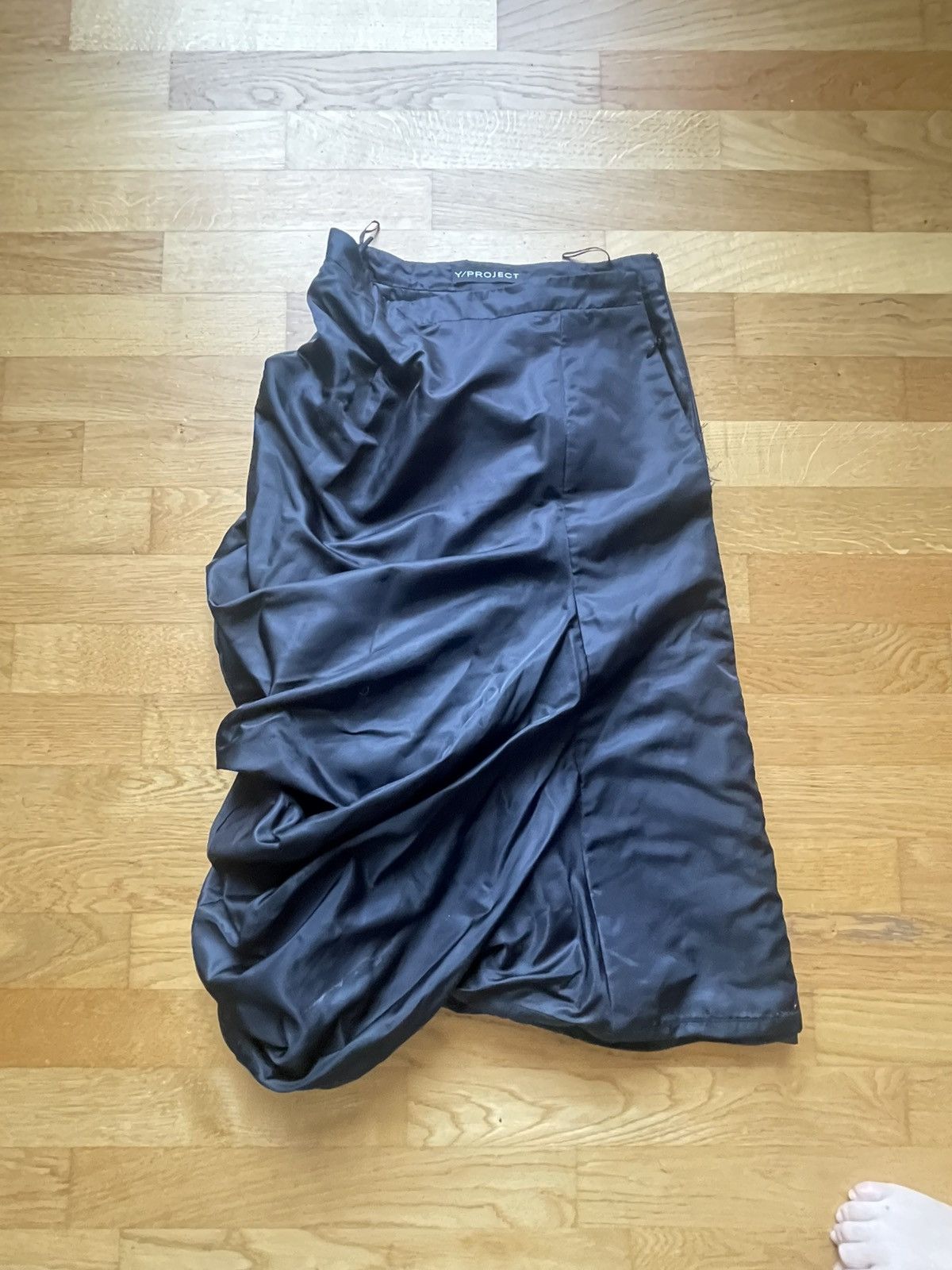 Y/Project Y/project Skirt in Black Size 30" / US 8 / IT 44 - 1 Thumbnail