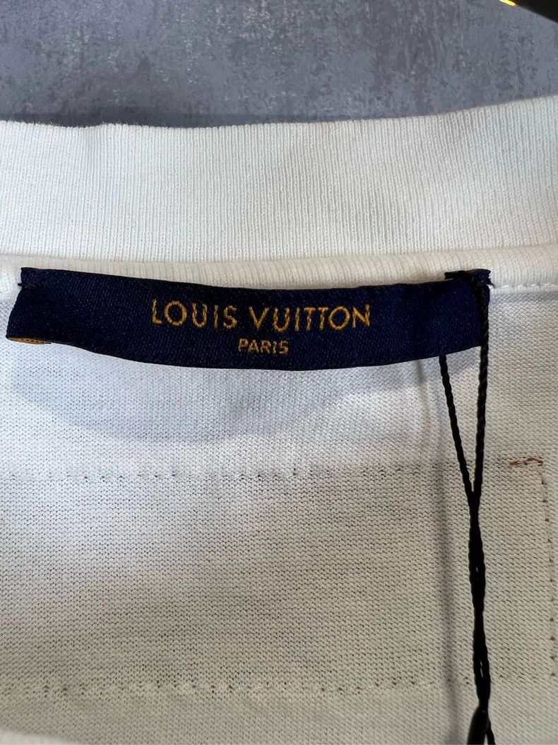 Louis Vuitton Louis Vuitton Paratrooper LOGO Short Sleeve Size US XL / EU 56 / 4 - 4 Thumbnail