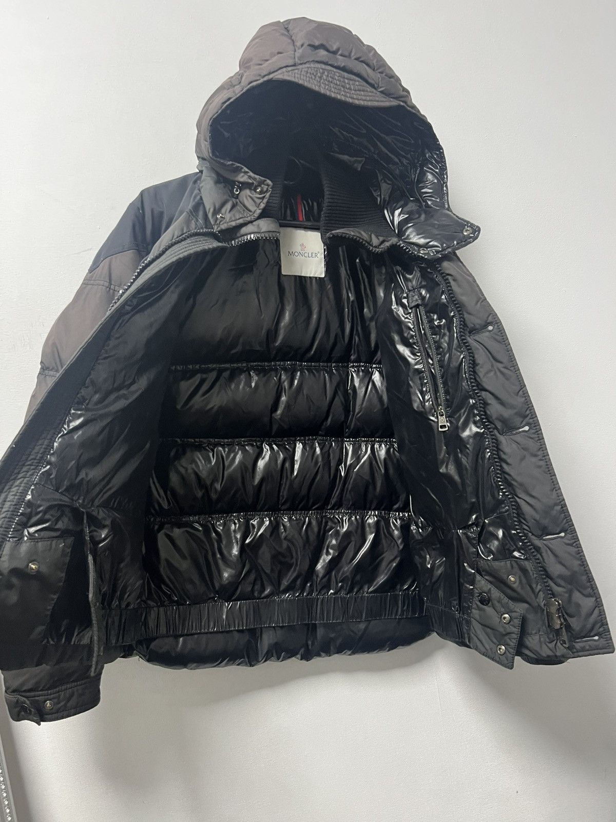 Moncler Vintage Moncler Mens Luxury Puffer Jacket S Size Size US S / EU 44-46 / 1 - 12 Thumbnail