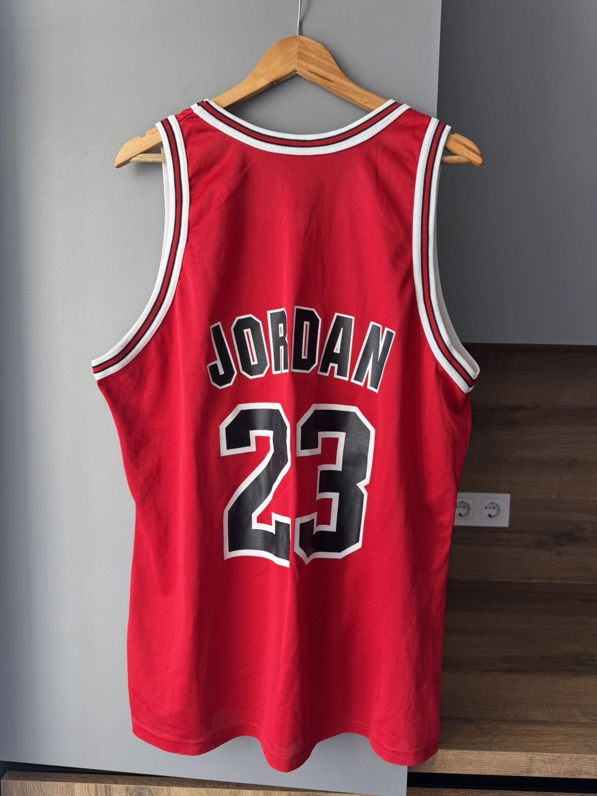 Champion × NBA × Vintage Vintage Michael Jordan #23 Chicago Bulls Home Jersey Size US M / EU 48-50 / 2 - 1 Thumbnail
