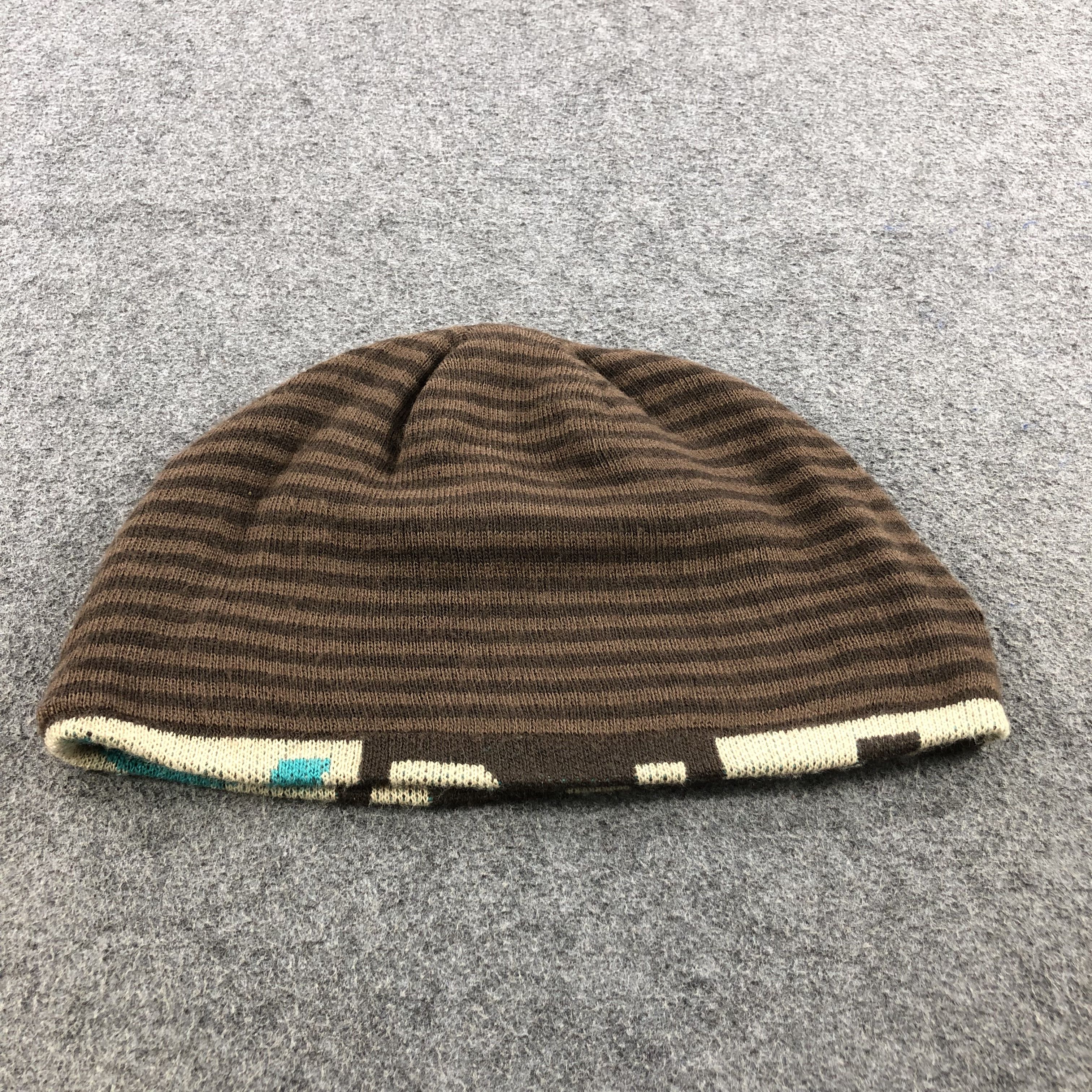 Vintage Unknown Reversible Penguin Beanie Snowcap Snow Hat B154 Size ONE SIZE - 3 Thumbnail