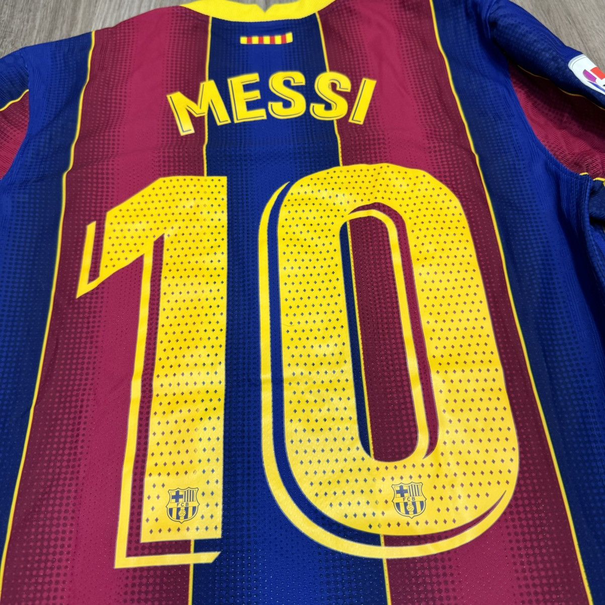 Nike Barcelona 20/21 player issue home shirt #10 Messi Size US M / EU 48-50 / 2 - 4 Thumbnail