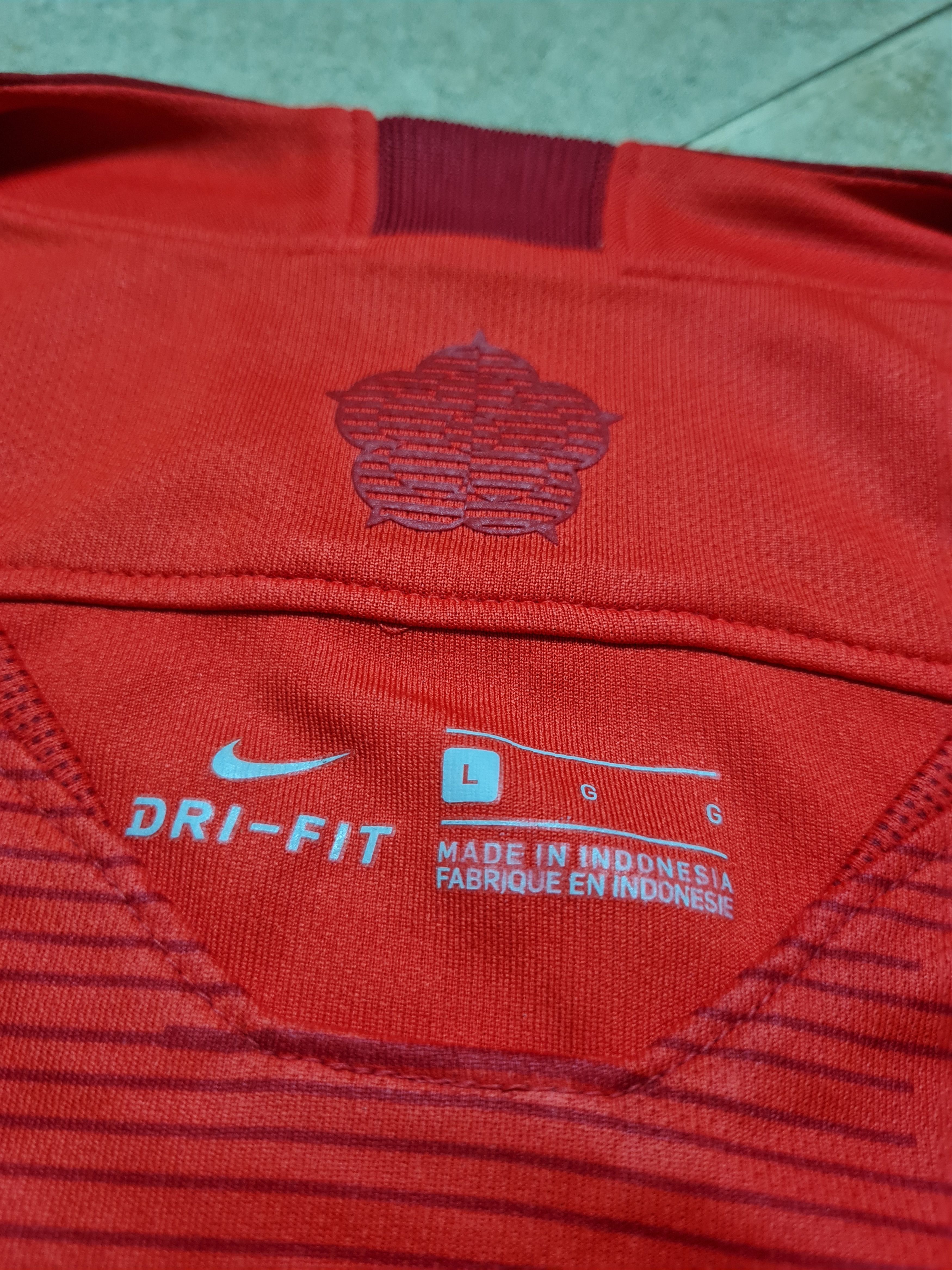 Nike Nike England 2018 2019 Away Football Shirt Soccer World Cup Size US XL / EU 56 / 4 - 17 Thumbnail