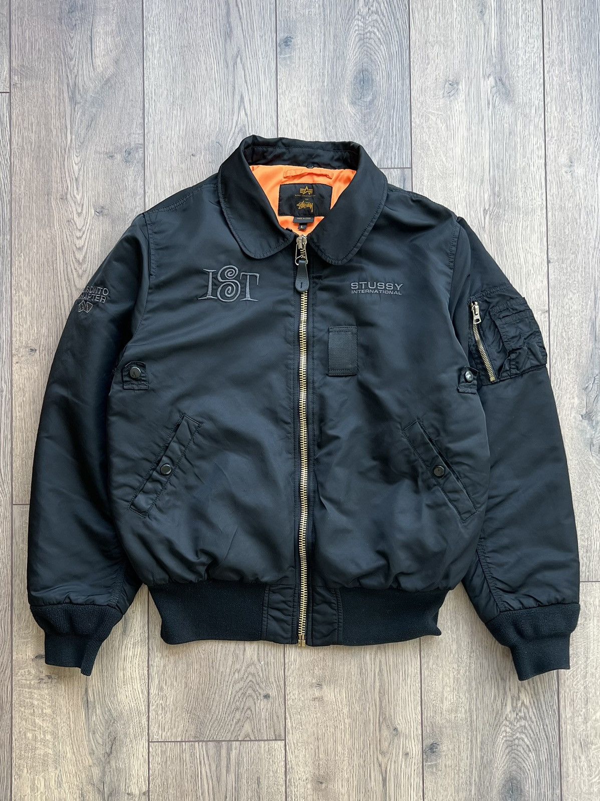 STUSSY × ALPHA B-15 “WORLDWIDE” JACKET Stussy ALPHA B-15 WORLD