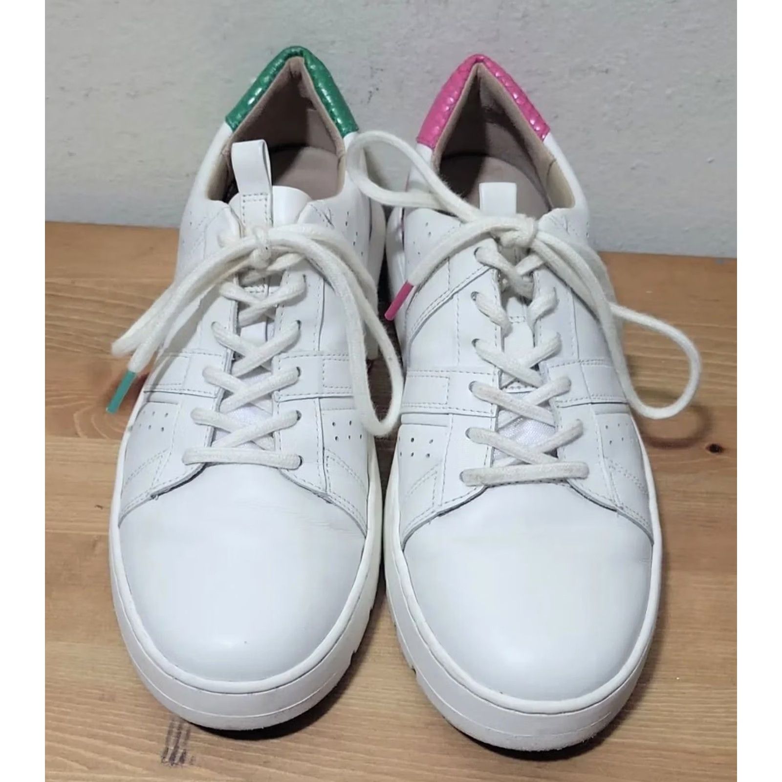 Vionic Vionic Womens Simasa Sneaker Leather Lizard White Pink Green Size 7 Size US 7 / IT 37 - 3 Thumbnail