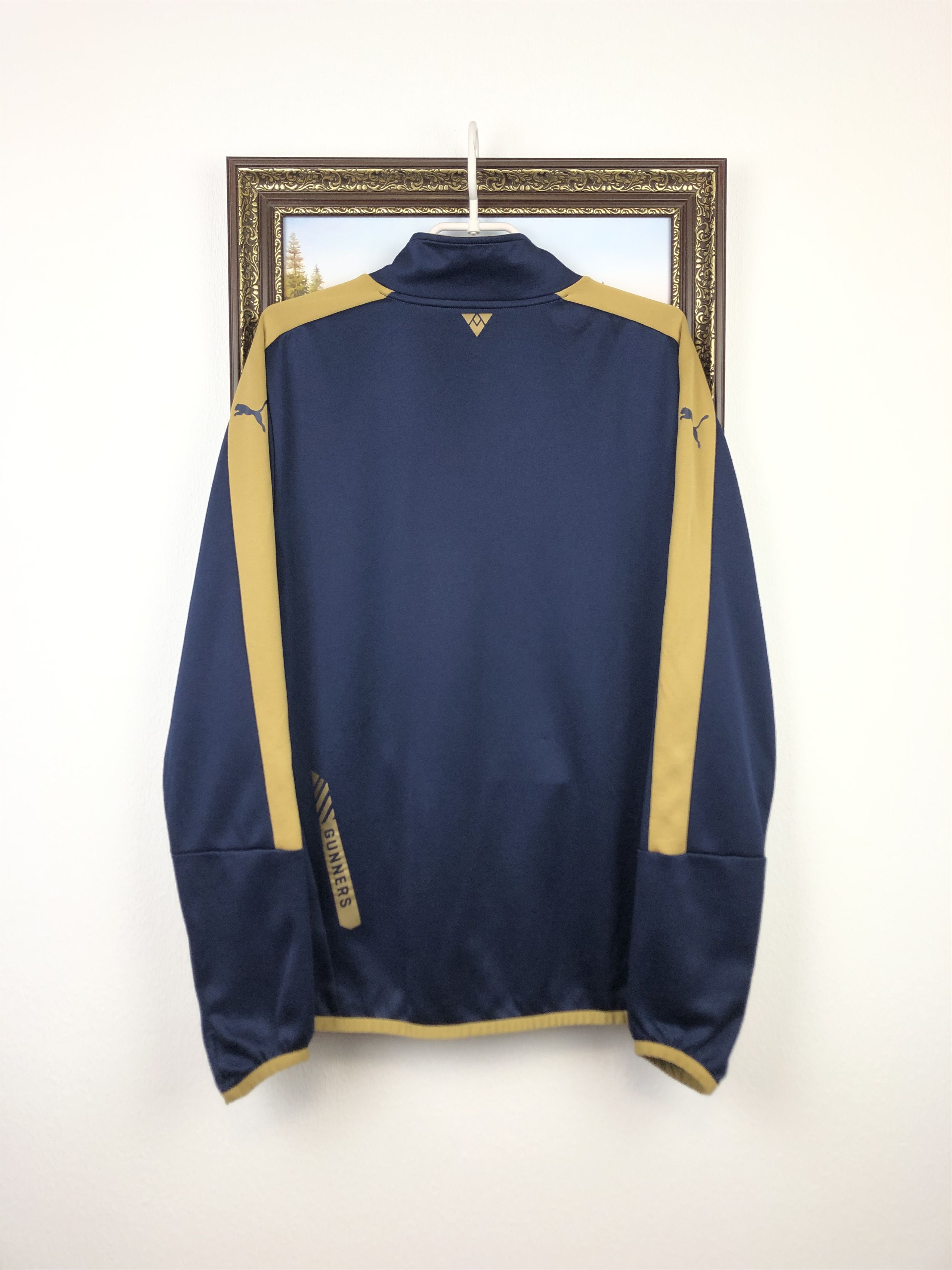 Other Arsenal Football Sweatshirt Soccer Jacket Puma Mens Gunners Size US L / EU 52-54 / 3 - 9 Thumbnail