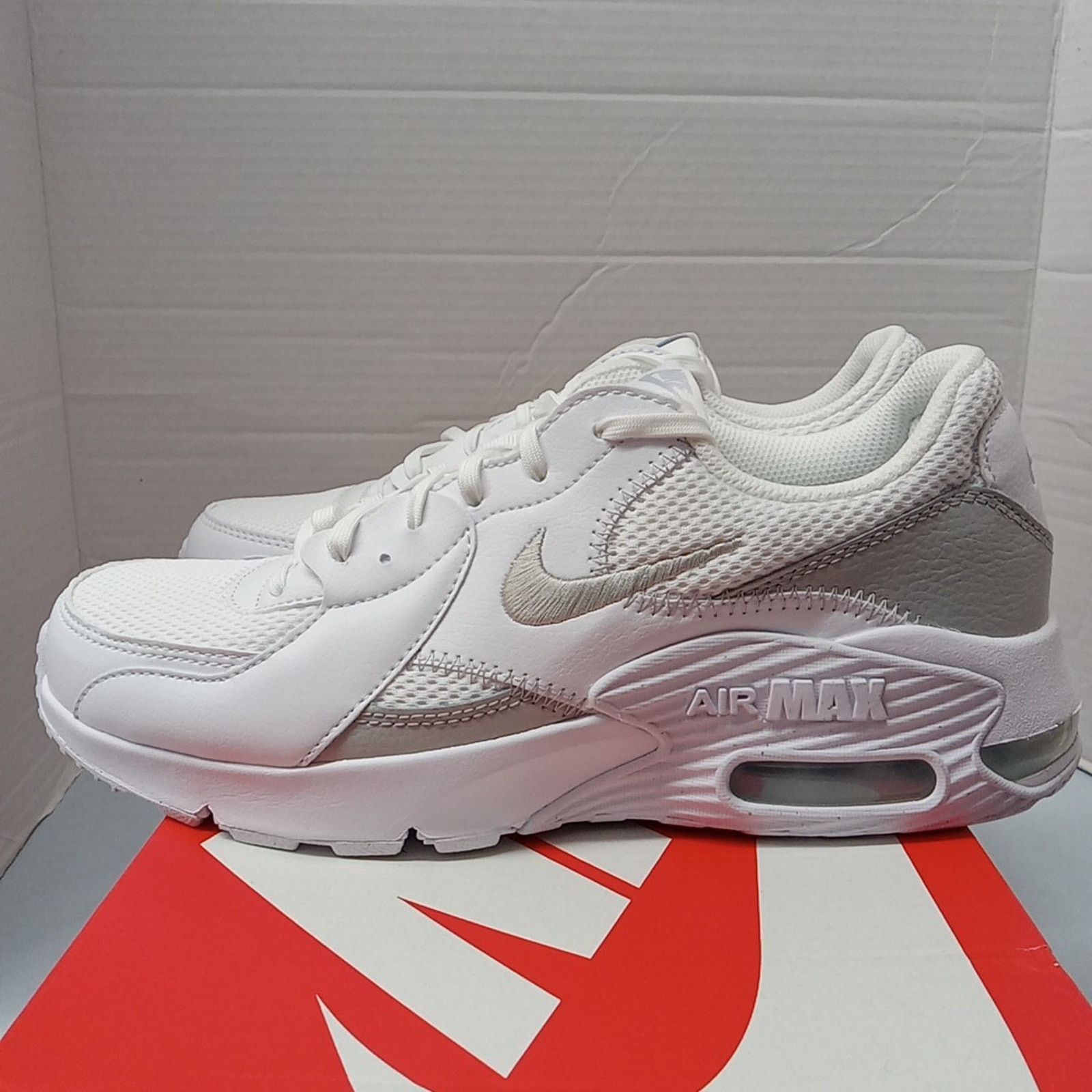 Nike Nike Air Max Excee Women's Size 10 US White Running Shoes Size US 10 / IT 40 - 4 Thumbnail