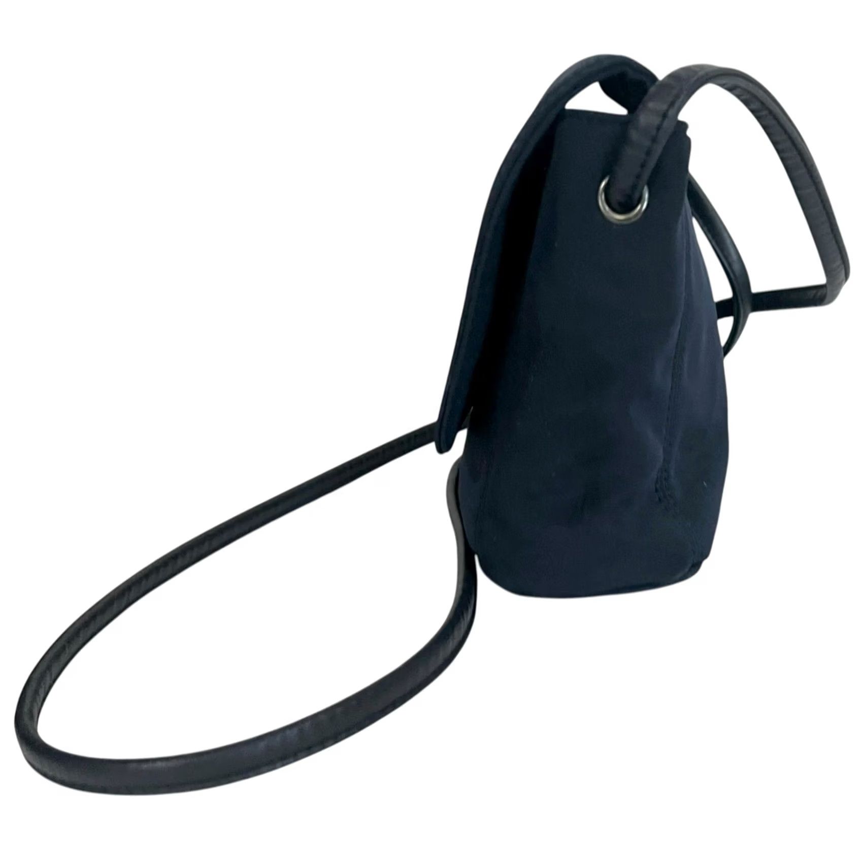 Nine West VINTAGE Nine West Nylon Crossbody Mini Purse Sleek Slim Shoulder Bag Womens 90s Blue 5x6x2.5in Bag Width x Height x Depth Magnetic Closure Size ONE SIZE - 6 Thumbnail