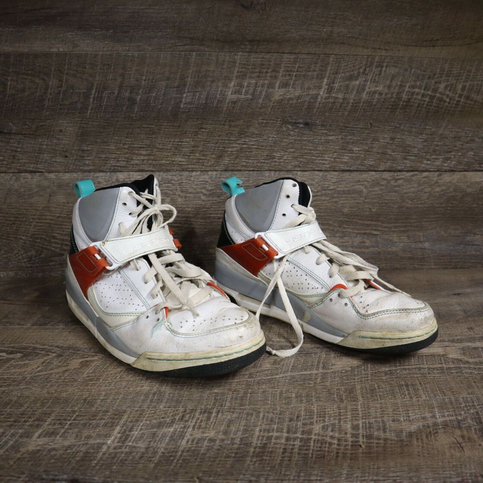 Jordan Brand Jordan Flight 45 White 384519 107. Pre Owned Authentic Men s Size 10 Grailed