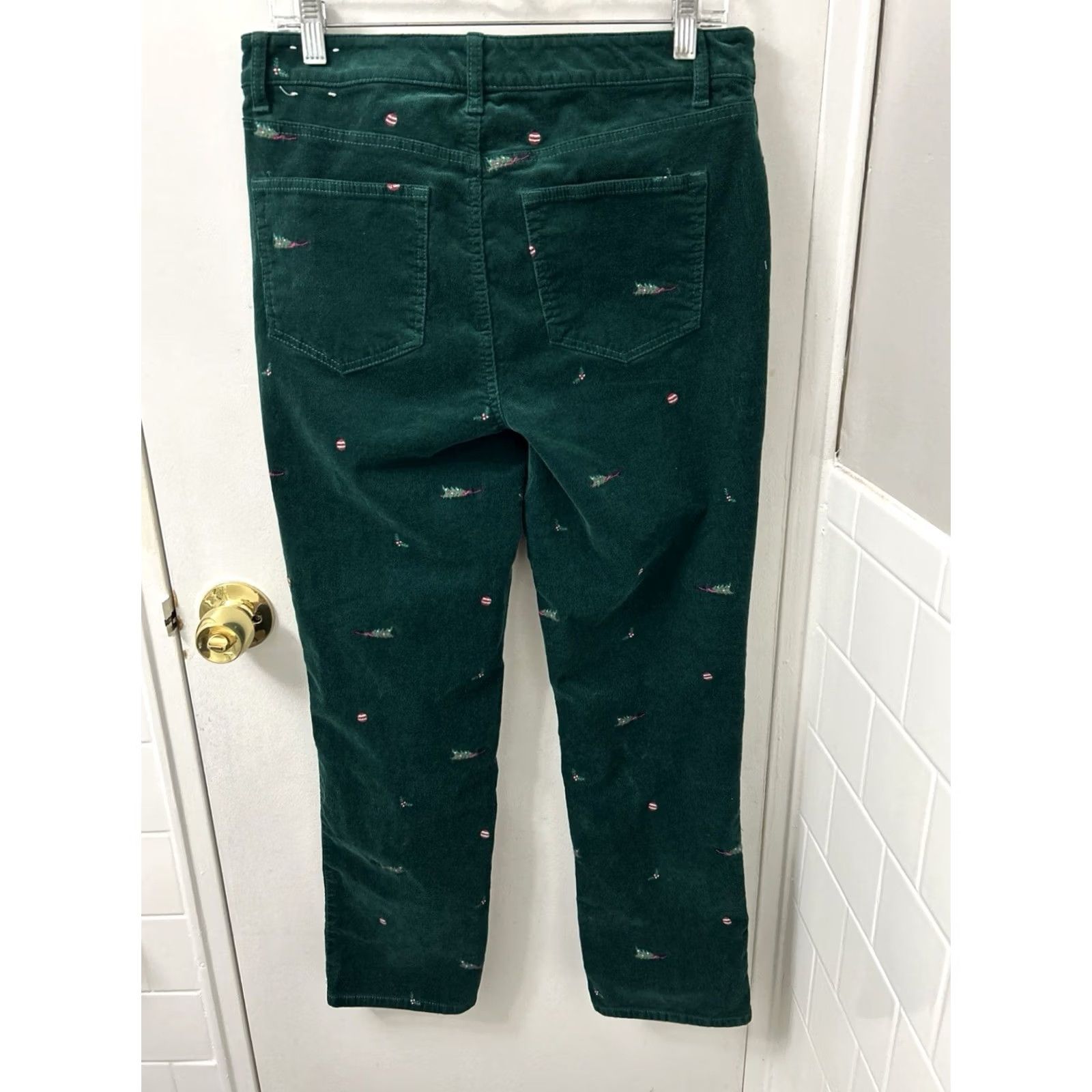 Talbots VINTAGE Talbots Pants Womens 10P 28L Green Corduroy Straight Leg Christmas Embroidered Size 32" / US 10 / IT 46 - 6 Thumbnail