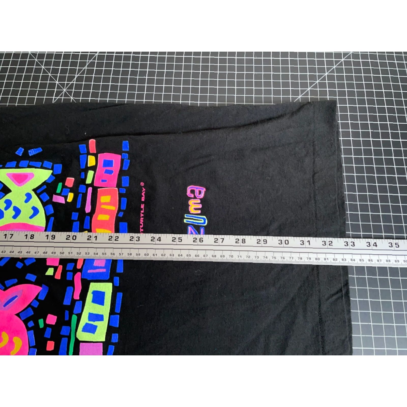 Vintage VINTAGE Screen Stars 1980s T-Shirt Adult XL Black Neon Fish Graphic Print City Beach Retro Men's Size US XL / EU 56 / 4 - 6 Thumbnail