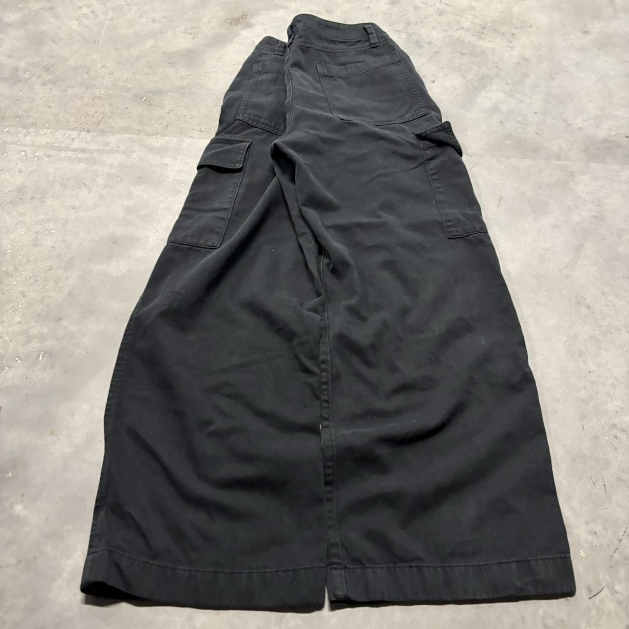 Japanese Brand × Vintage Crazy Vintage Y2K/2000s Black Skater Cargo Pants! Size US 27 - 3 Thumbnail