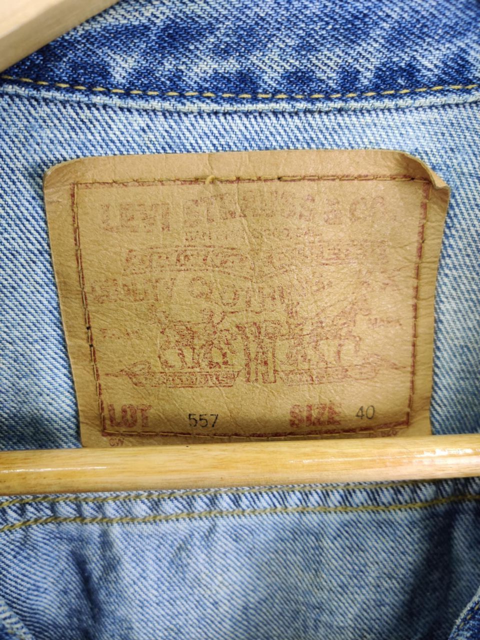 Levi's Vintage 90s Levi's Big E 71557 Denim Trucker Jacket Size US M / EU 48-50 / 2 - 14 Thumbnail
