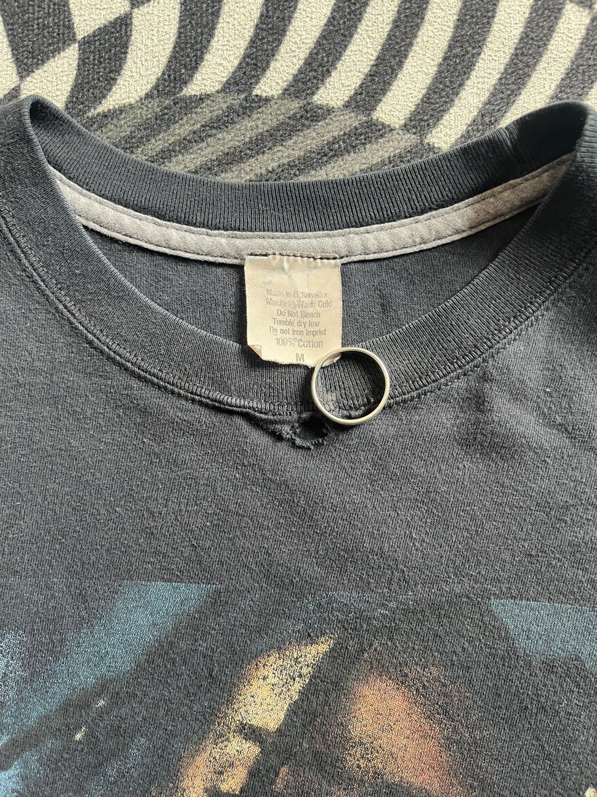 Band Tees RIHANNA ANTI World Tour 2016’s Travis Scott Tshirt Size US M / EU 48-50 / 2 - 5 Thumbnail
