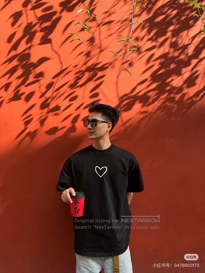 Balenciaga Balenciaga Valentine's day limited love logo short sleeves Size US M / EU 48-50 / 2 - 5 Thumbnail