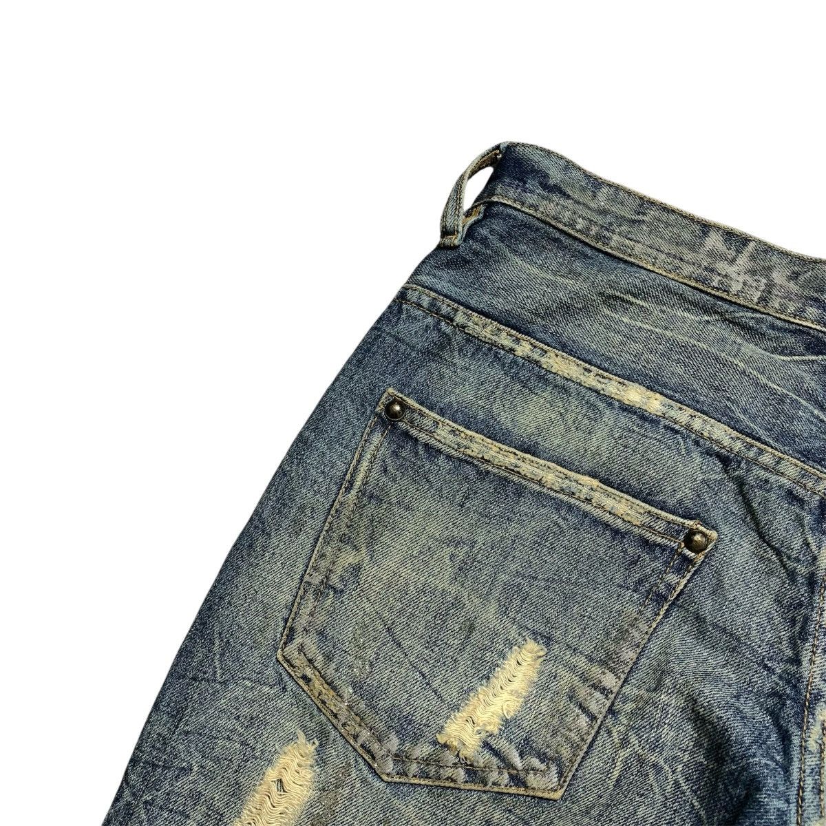 Japanese Brand 2000s Midas Flare Distressed Y2k Punk Vkeii Lgb Style Size US 31 - 11 Thumbnail
