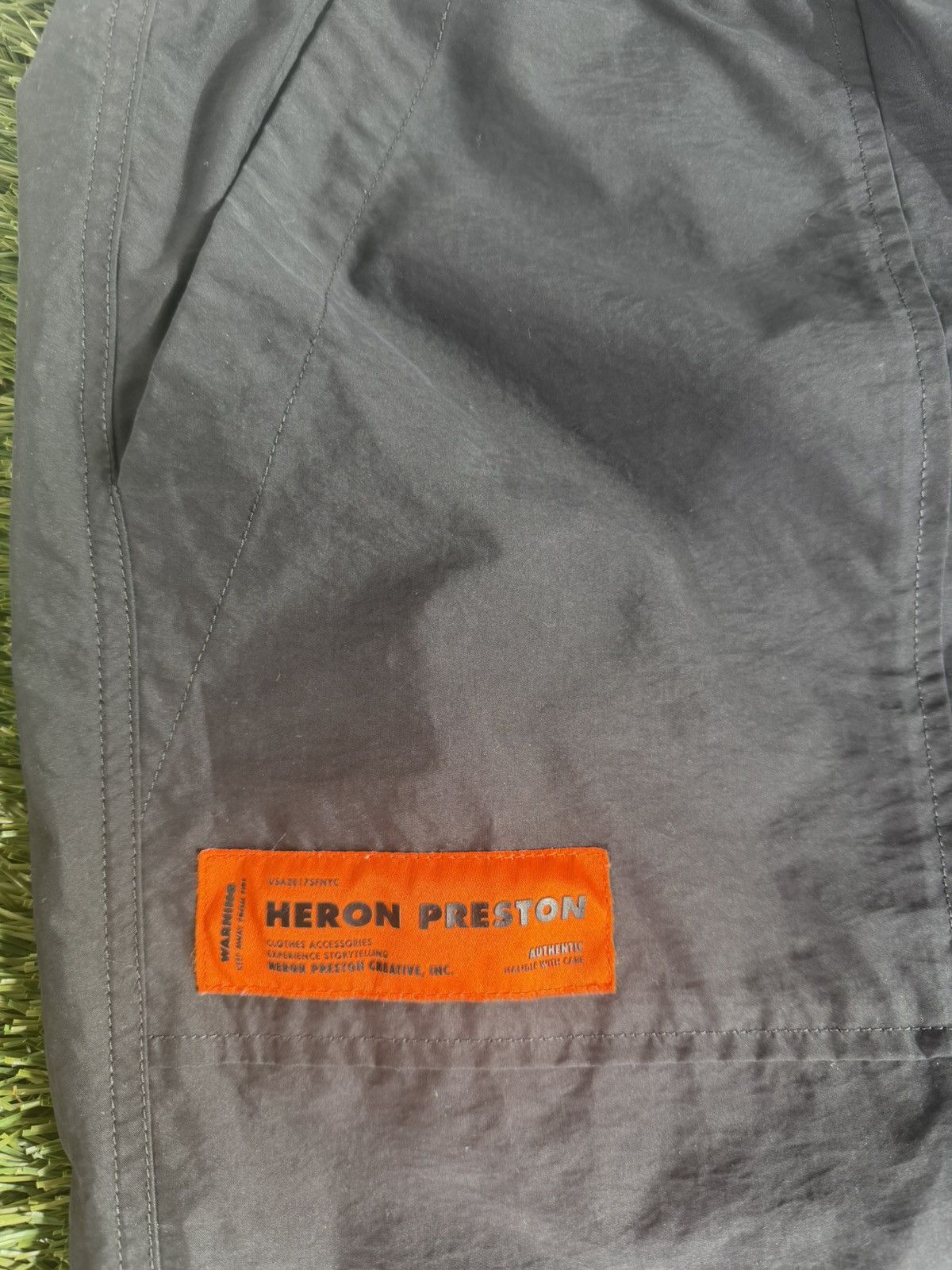 Heron Preston Heron Preston Nylon Track Pants Size US 40 / EU 56 - 4 Thumbnail