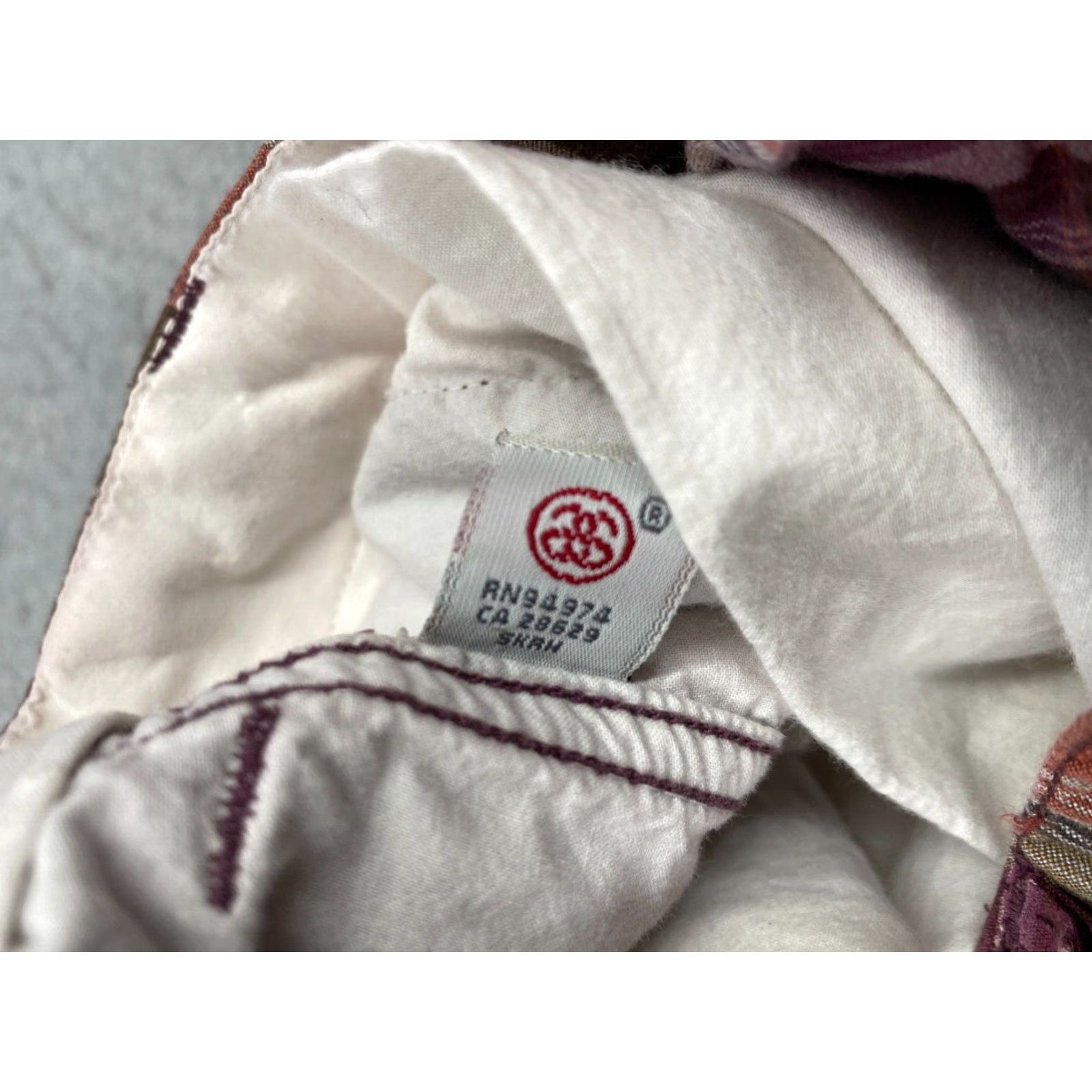 Vintage Stussy Shorts Mens 36 Red Plaid 12" Skate Golf Casual Streetwear Y2K Size US 36 / EU 52 - 5 Thumbnail