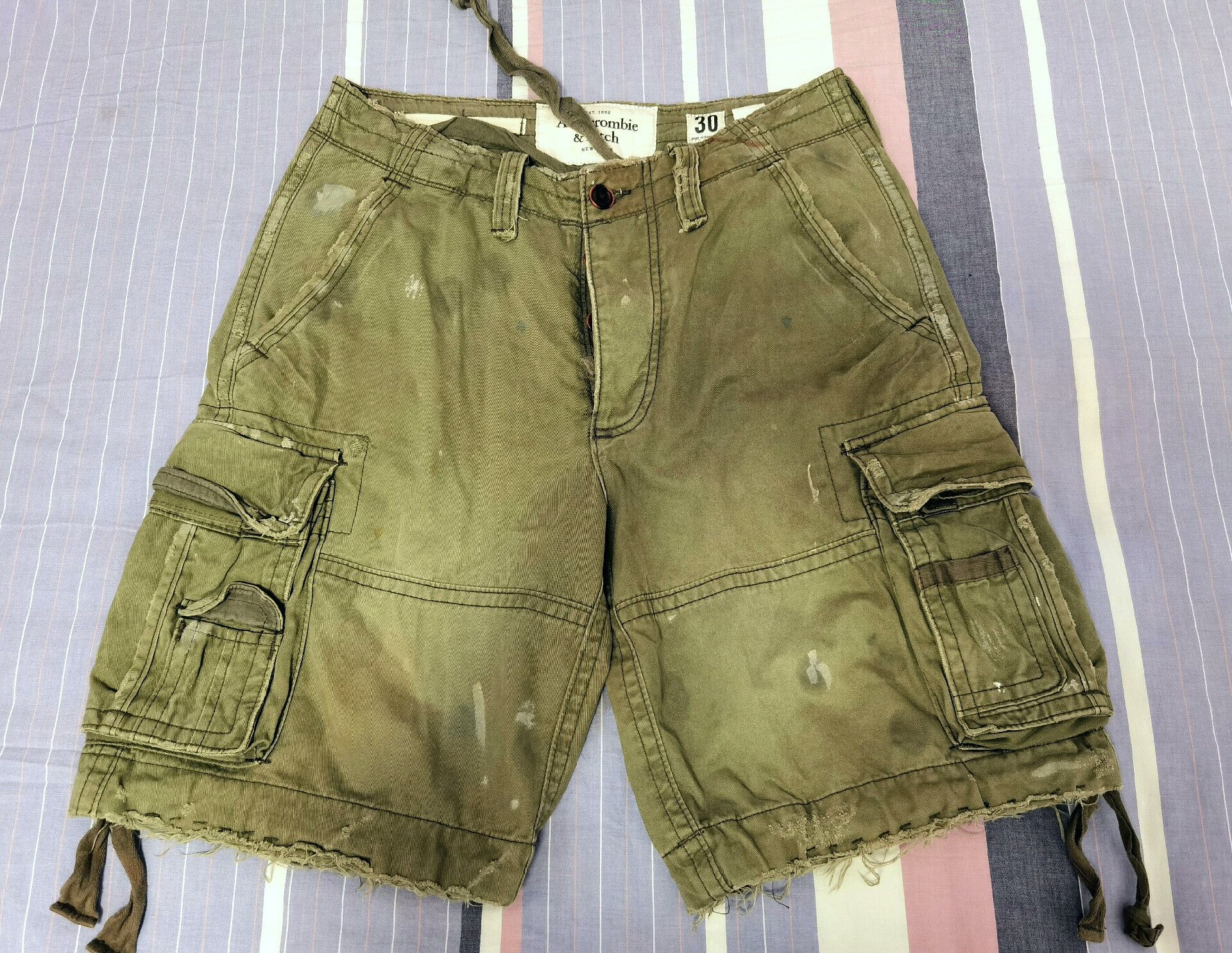 Abercrombie & Fitch AF 2010 Flagship Work Shorts Size US 30 / EU 46 - 1 Thumbnail