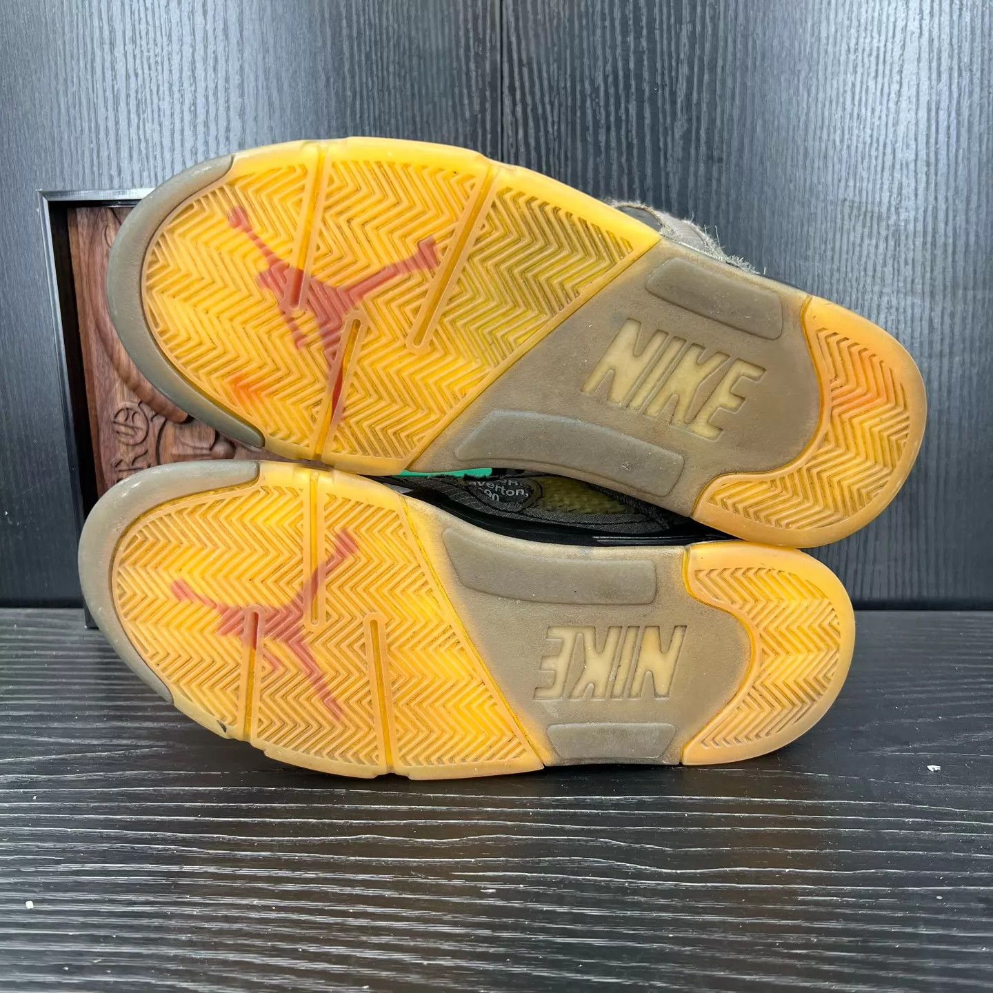 Nike OW AJ5 Black Wing 41 Size US 8 / EU 41 - 7 Thumbnail