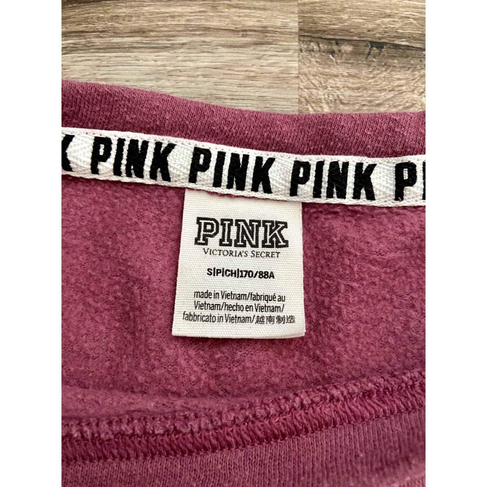 Victoria's Secret VINTAGE Victoria’s Secret PINK Pullover Sweatshirt Small Pink Love Womens Size S / US 4 / IT 40 - 3 Thumbnail