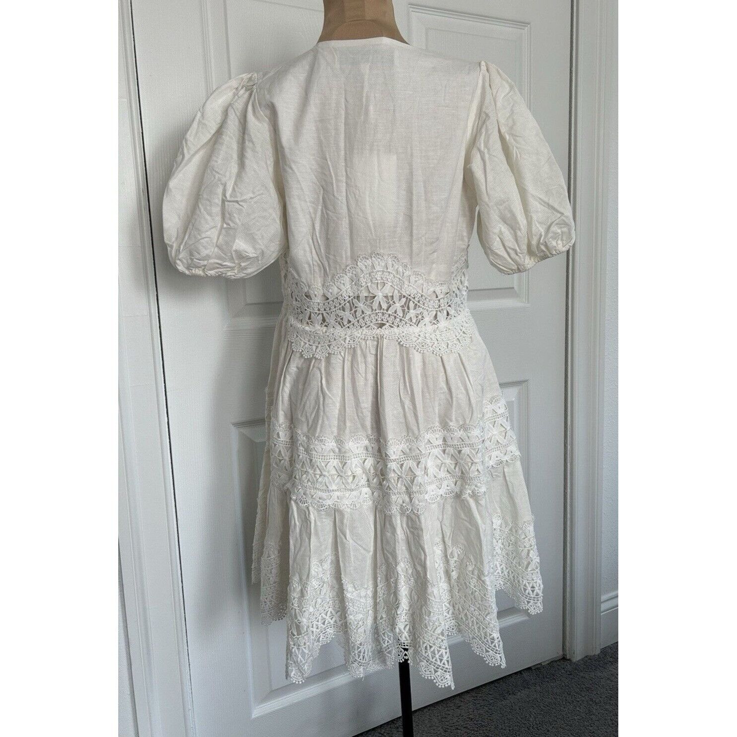 Designer ENDLESS ROSE White Puff Sleeve V-Neck Lace Trim Mini Dress S Size M / US 6-8 / IT 42-44 - 7 Thumbnail