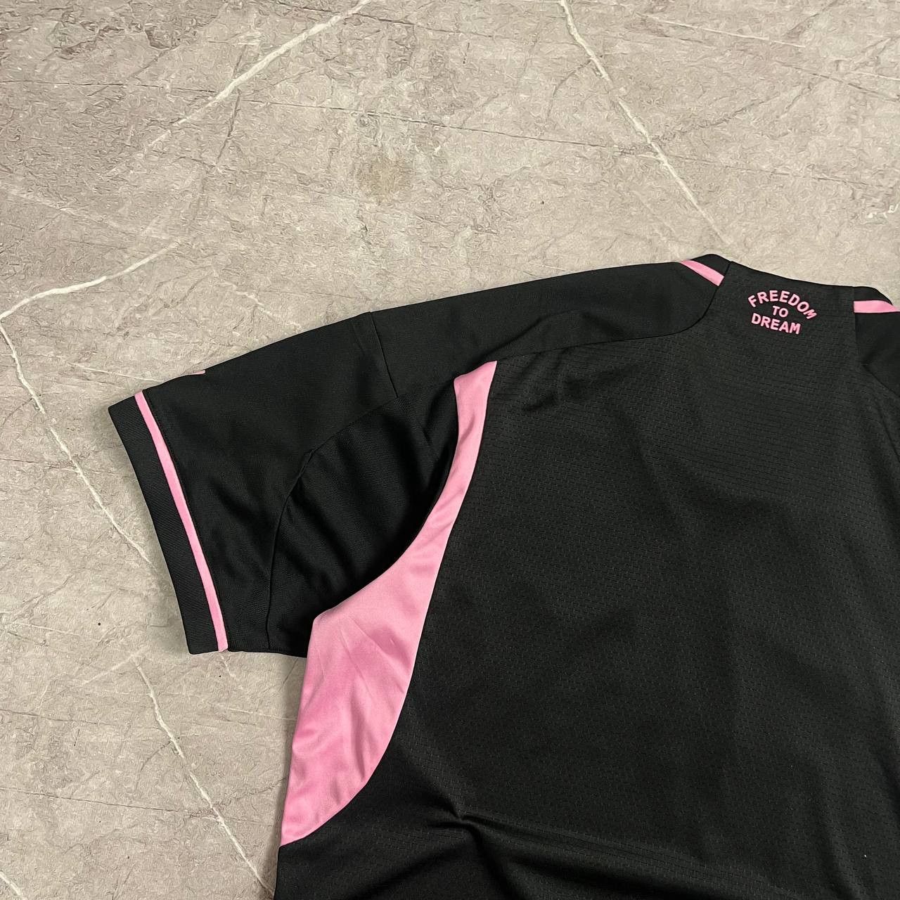 Adidas Adidas Inter Miami 2022 Away Men's Football Soccer Size US XXL / EU 58 / 5 - 3 Thumbnail