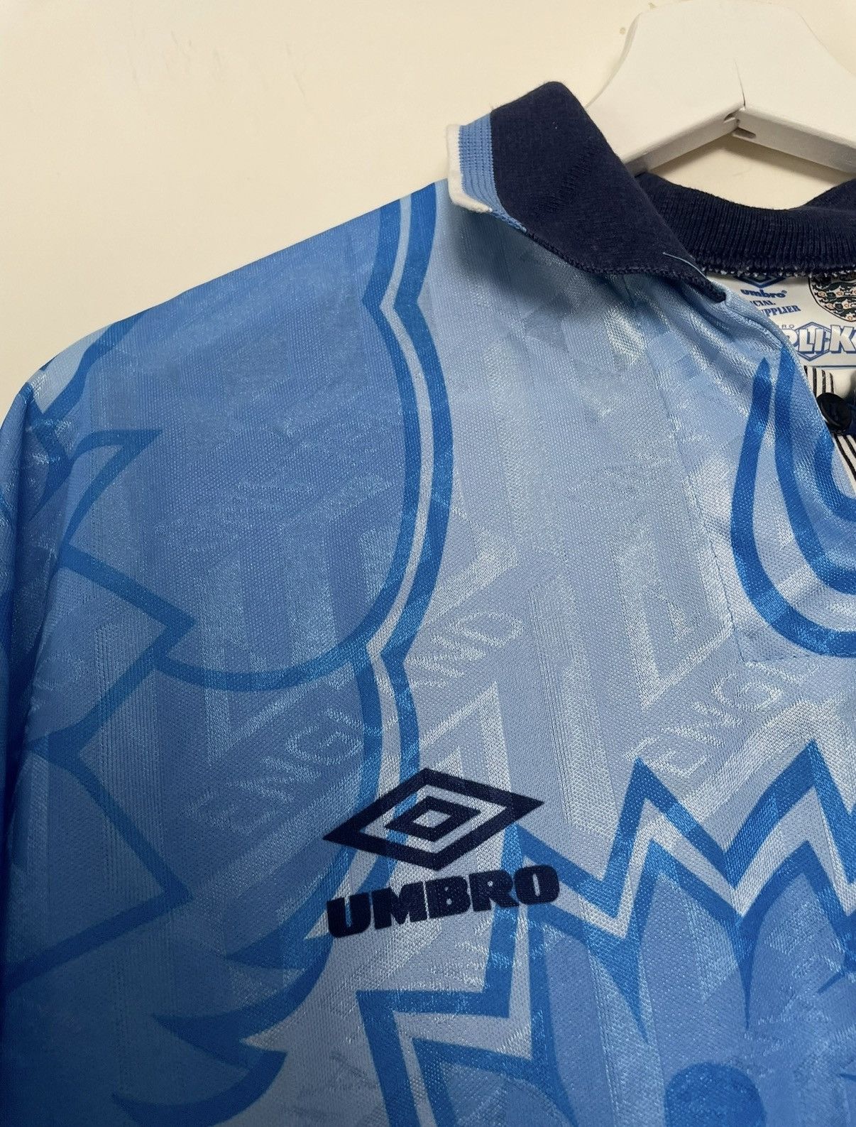 Umbro England 1992 3rd away umbro home jersey Size US XL / EU 56 / 4 - 4 Thumbnail
