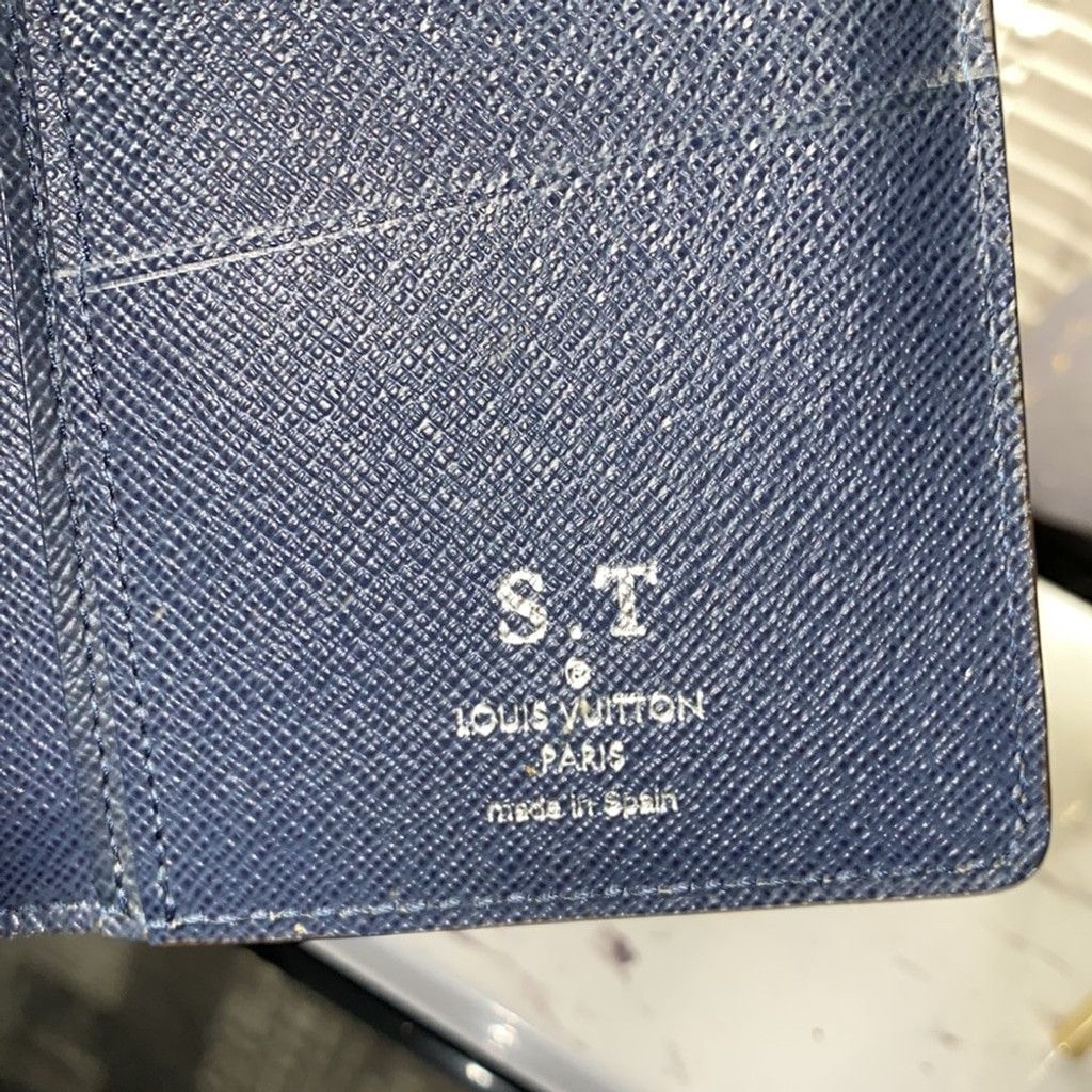 Louis Vuitton Authentic Louis Vuitton 💙Epi Brazza Wallet Size ONE SIZE - 6 Thumbnail