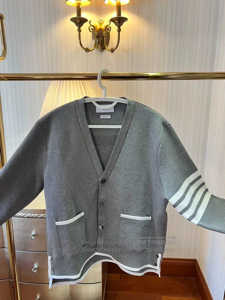 Thom Browne Thom Browne Gray and white striped pocket sweater Size US XL / EU 56 / 4 - 1 Thumbnail