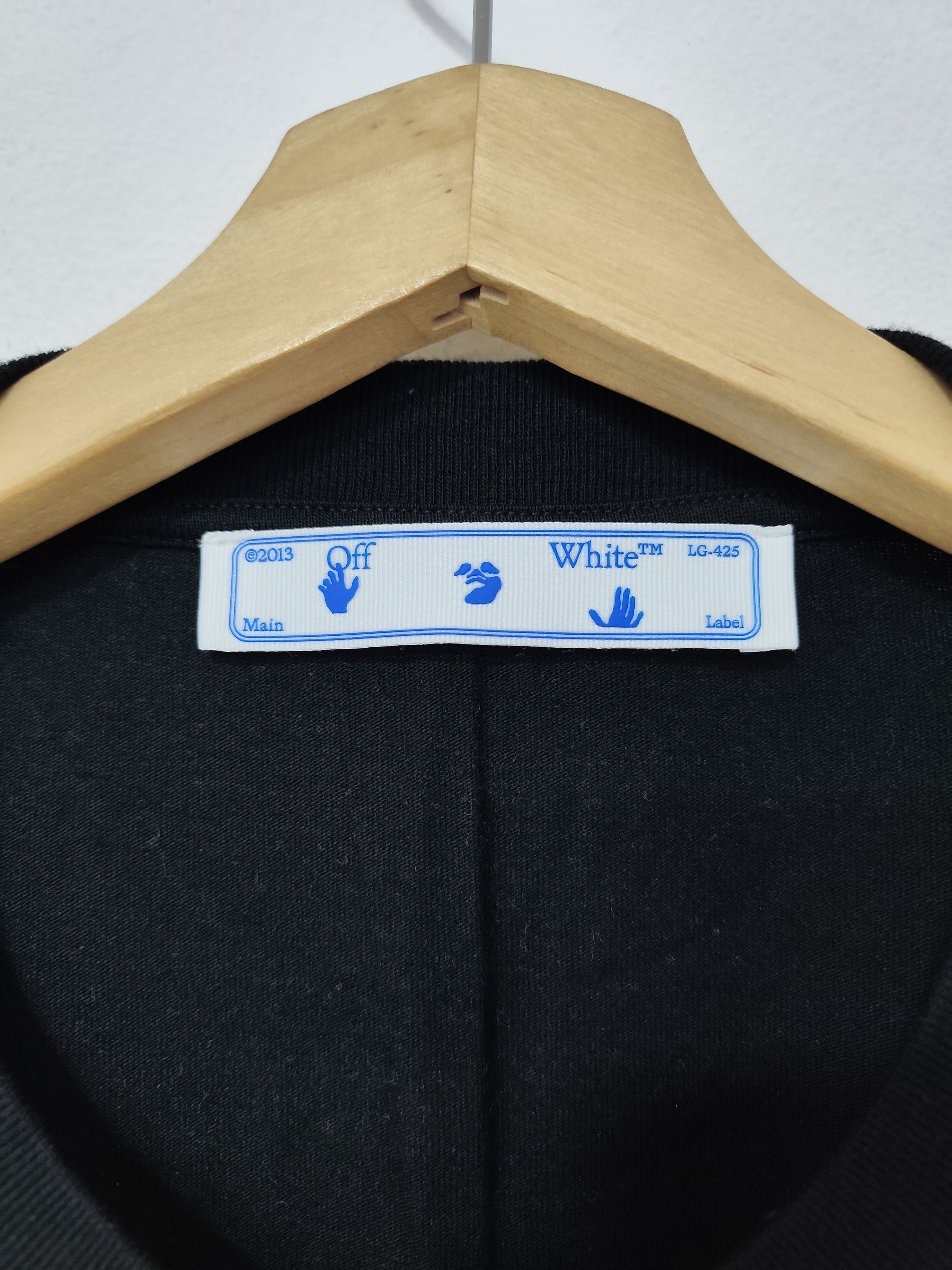 Off-White Off-White "Lunar New Year" Size US XXL / EU 58 / 5 - 4 Thumbnail