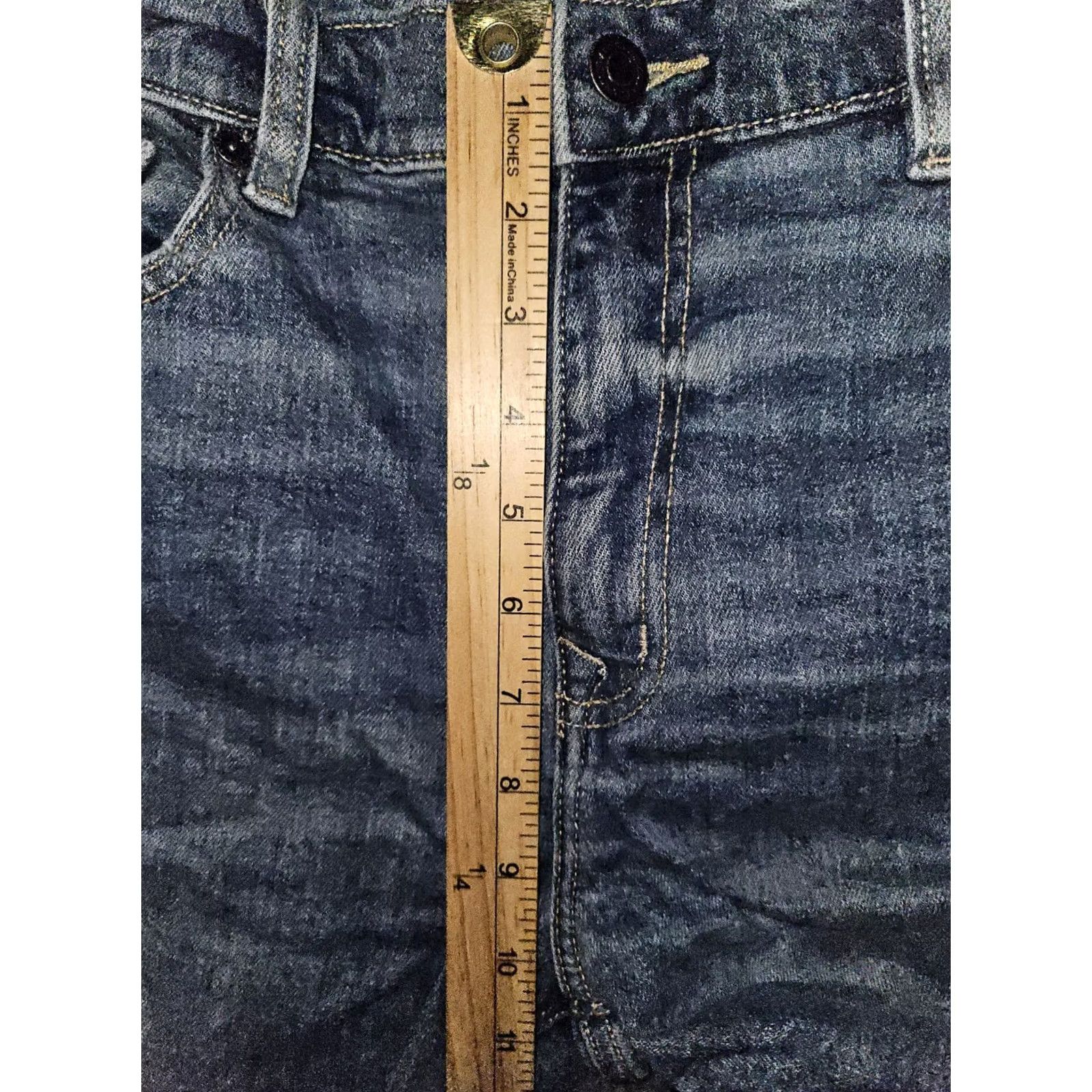 Vintage VINTAGE Eunina Rocky Super High Rise Boyfriend Jeans Women 11/30 Blue Distressed 90s Bohemian Preppy Mens Womens Size 32" / US 10 / IT 46 - 5 Thumbnail